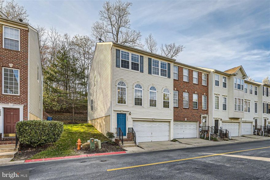 Presenting a stunning end unite townhome condo boasting 3 bedrooms, 2.5 bathrooms and a generous 2056 sq. ft of living space. immerse yourself in the elegance of hardwood flooring throughout all levels, freshly painted all around house,  
complemented by a modern kitchen equipped with stainless steel appliances, adding a modern touch to the home.   
The open-concept design seamlessly connects the living room and kitchen to the family room, creating an inviting atmosphere. Conveniently located near major routes such as HWY 95 and Rout 175, this residence is in close proximity to shopping centers, Costco, and a variety of dining options.
Experience the elegance and convenience for modern living.