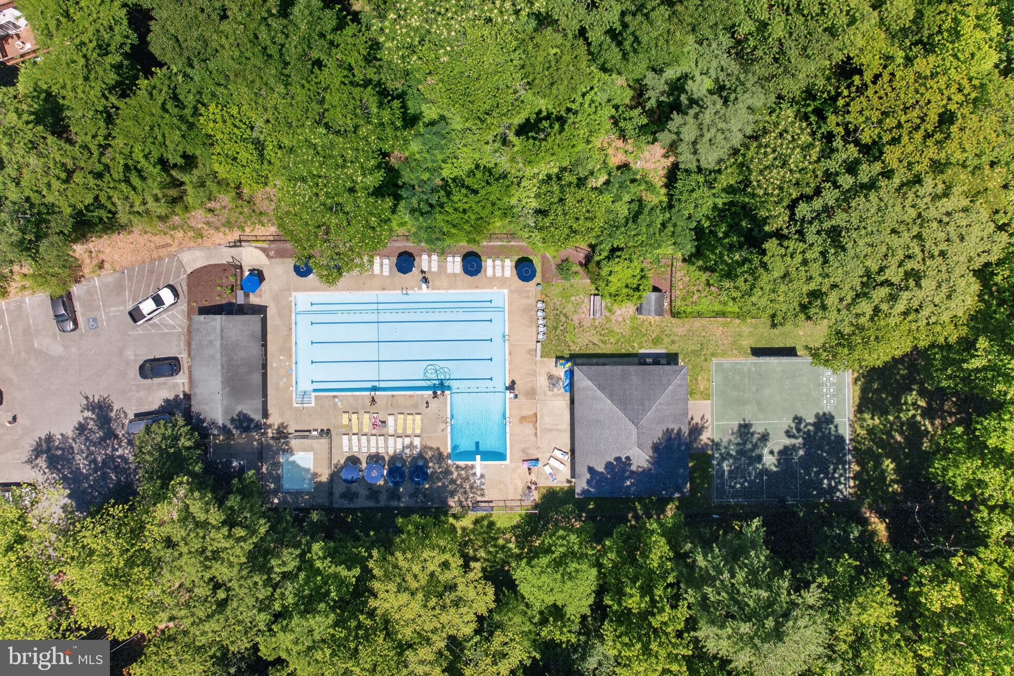 PINES ON THE SEVERN - Residential