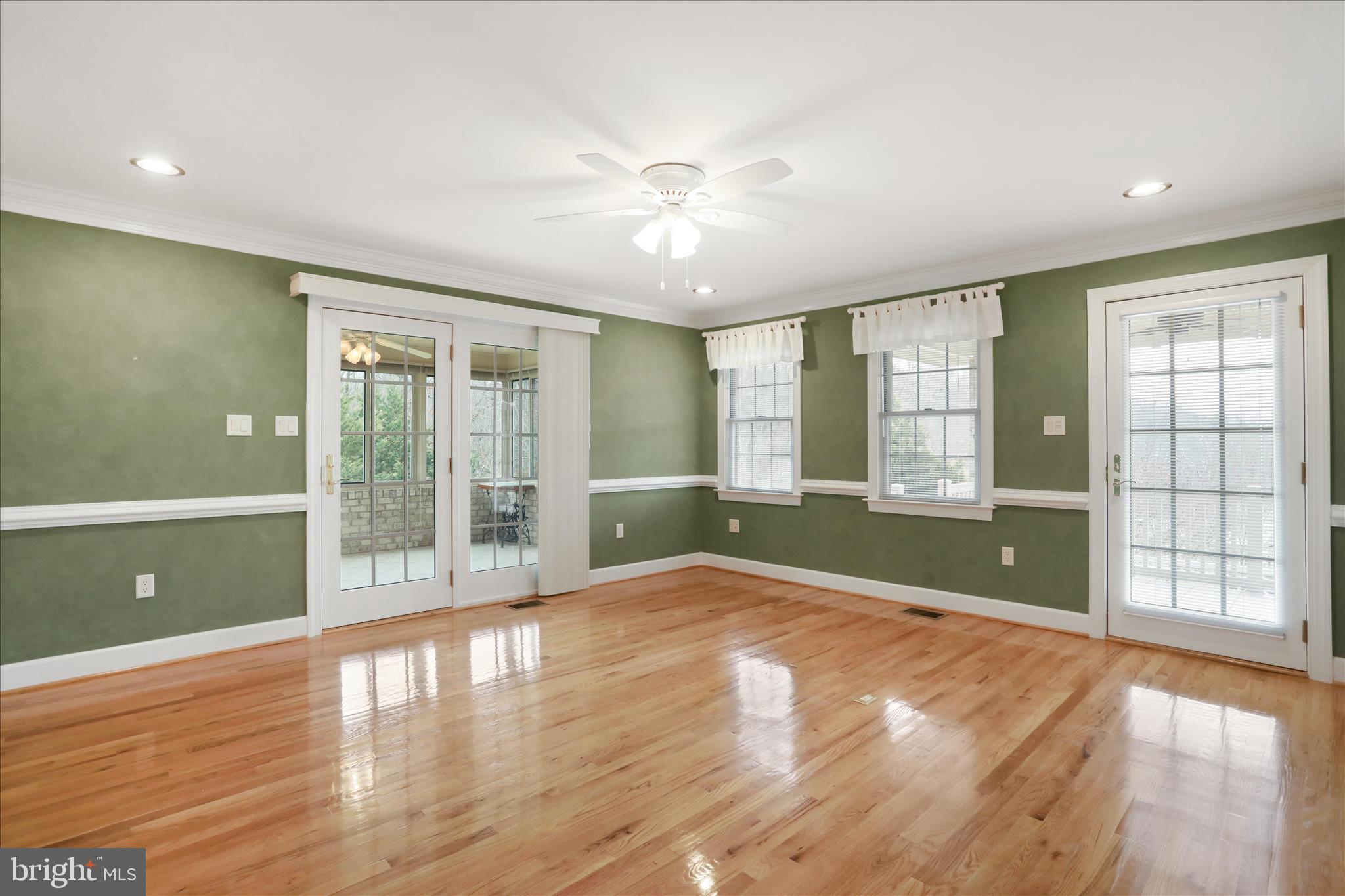 STONY POINTE - Residential