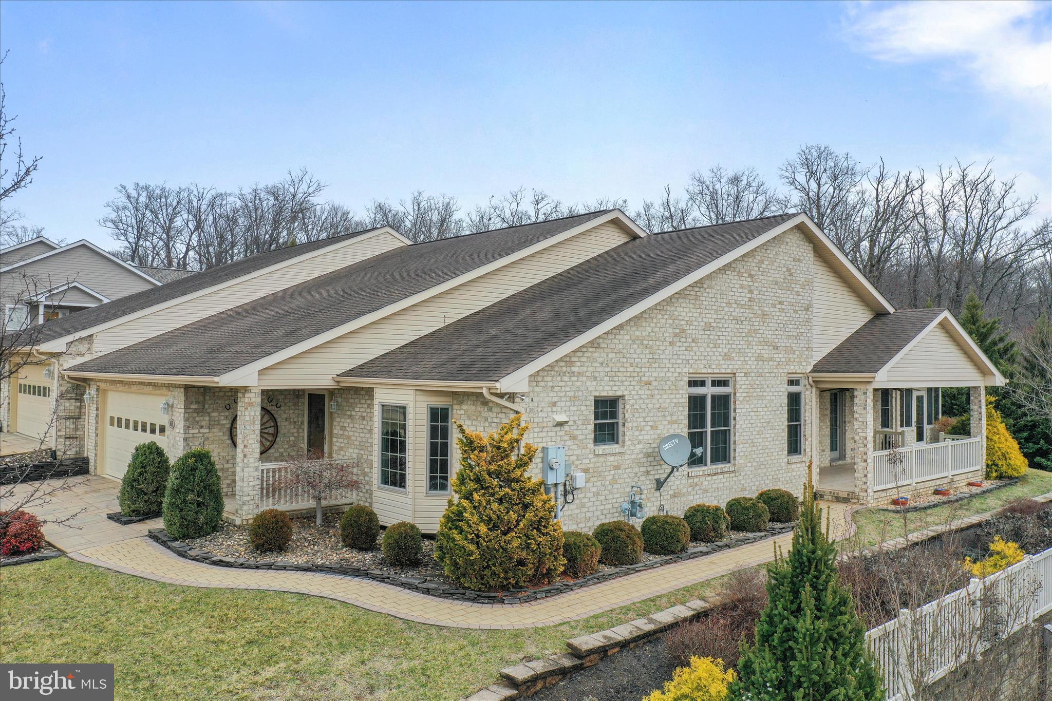 STONY POINTE - Residential