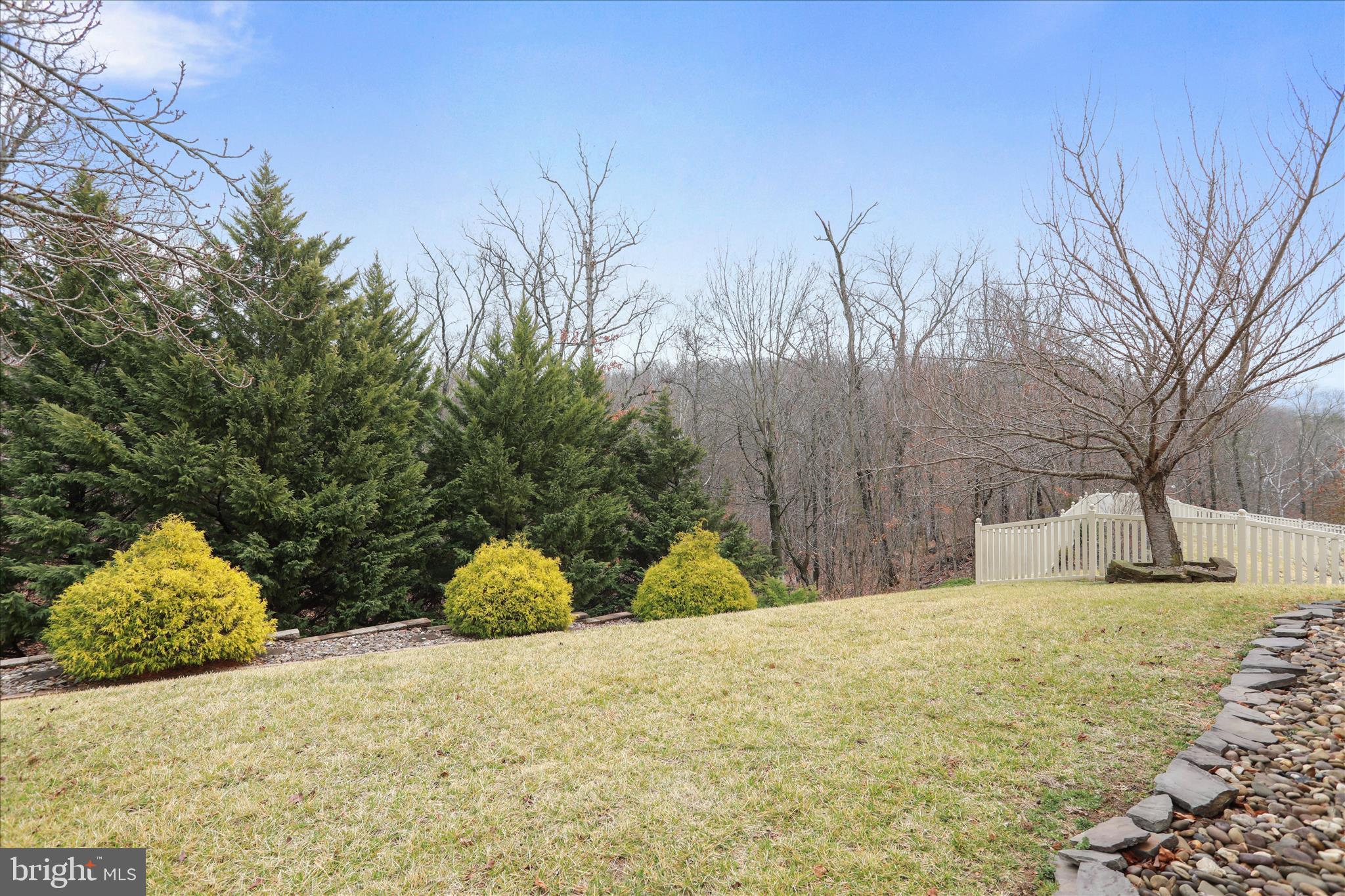 STONY POINTE - Residential