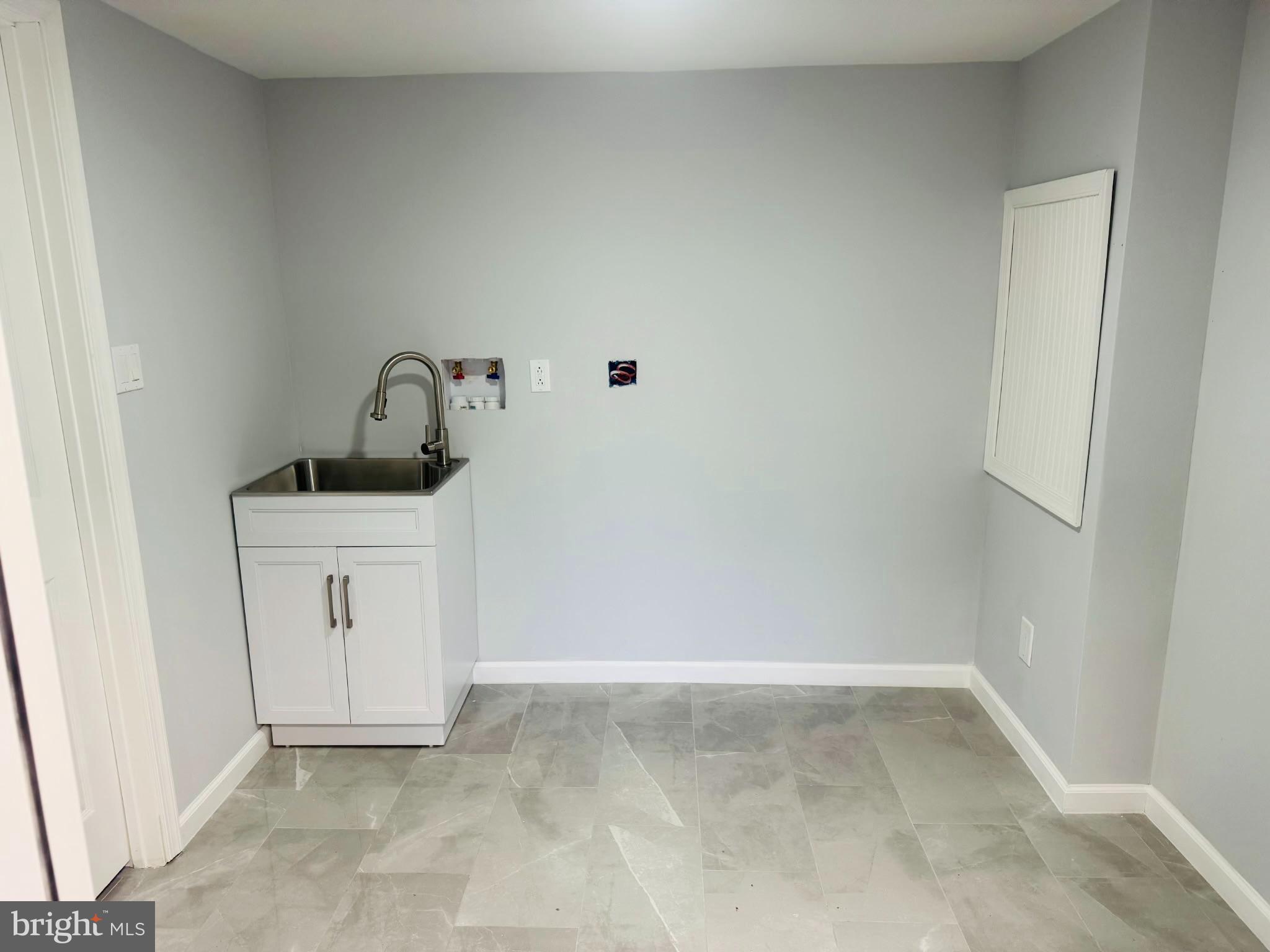 SOMERTON - Residential