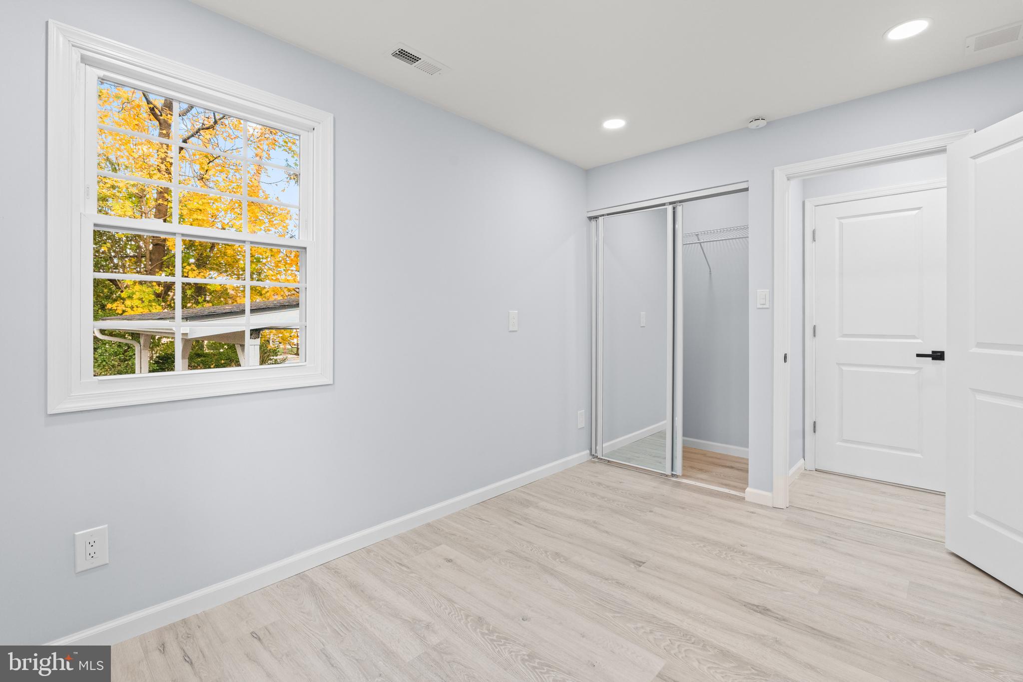 SOMERTON - Residential