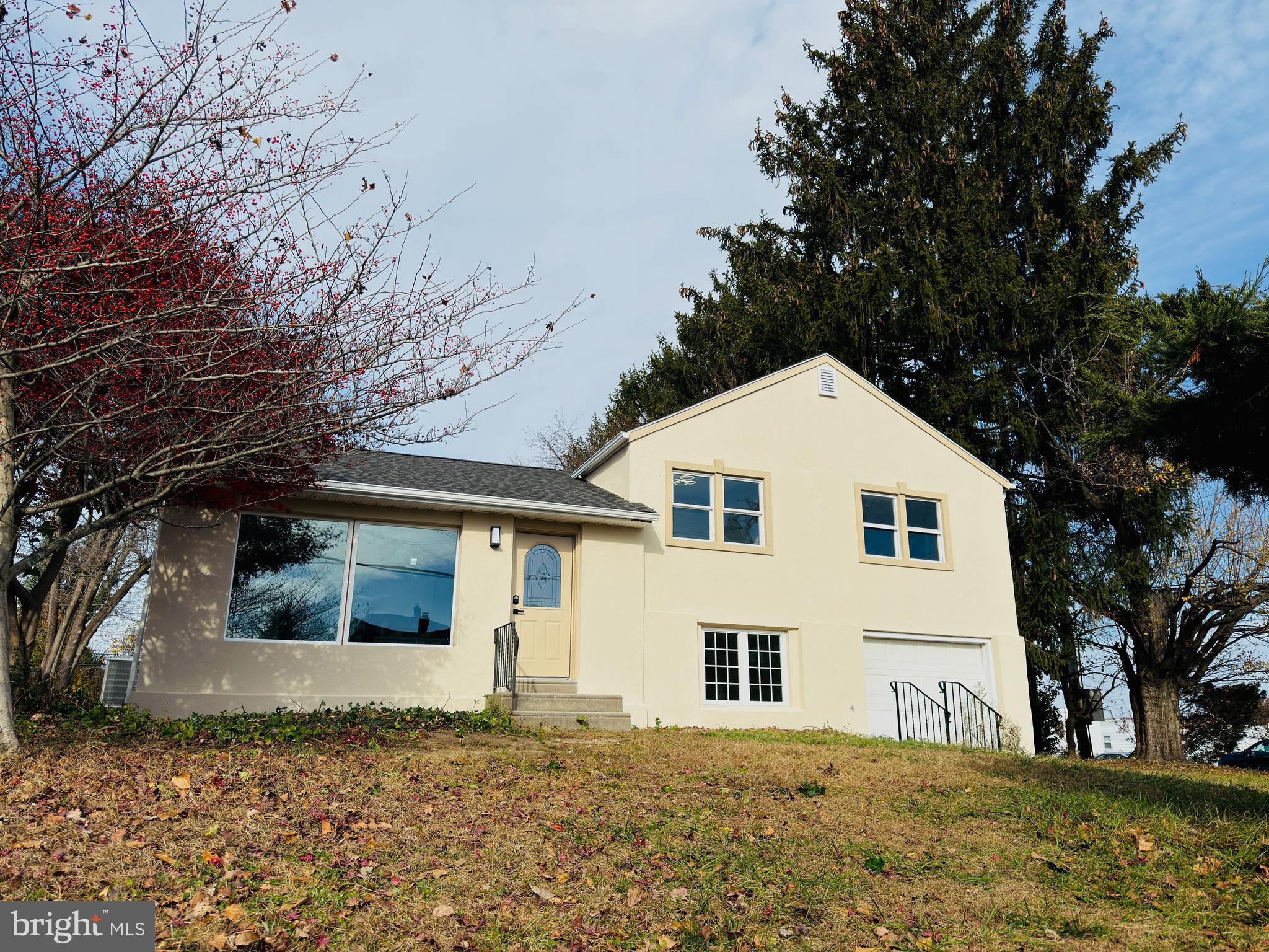 SOMERTON - Residential