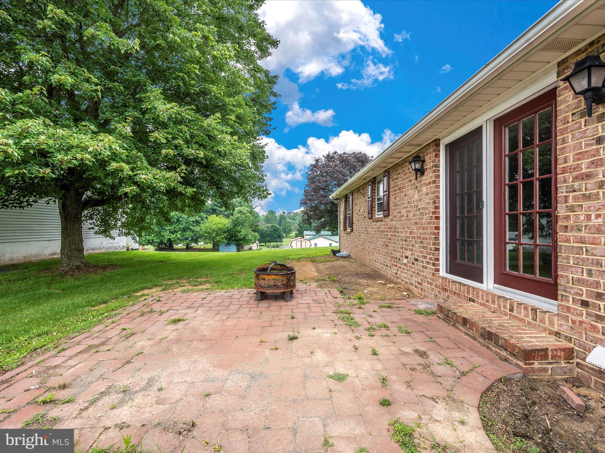 BATTLEFIELD KNOLLS - Residential