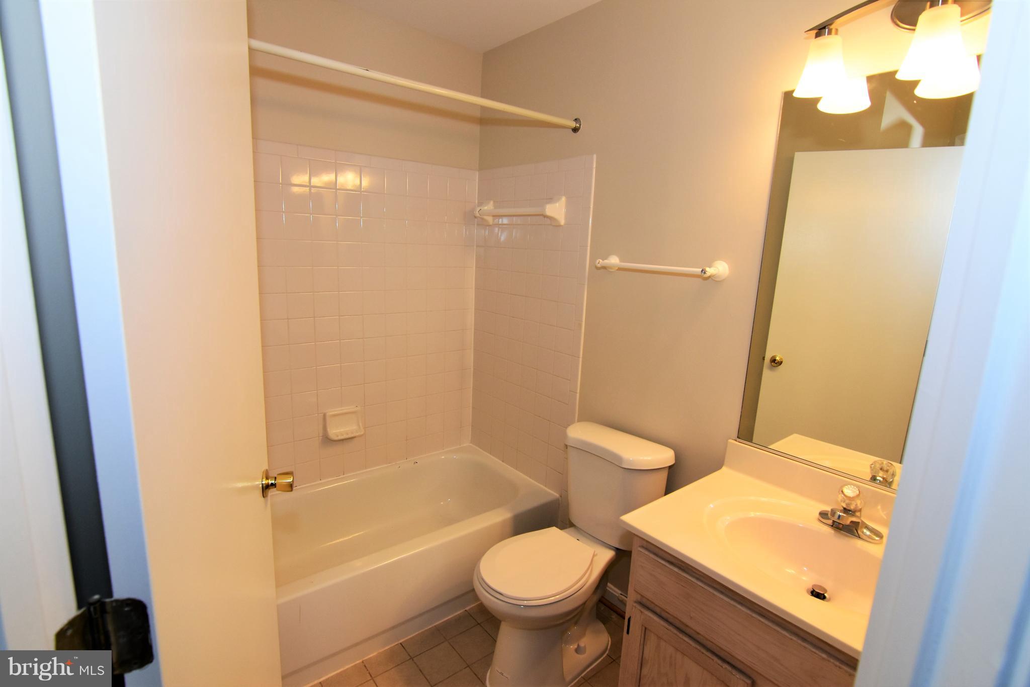 WAYSIDE VILLAGE - Residential Lease