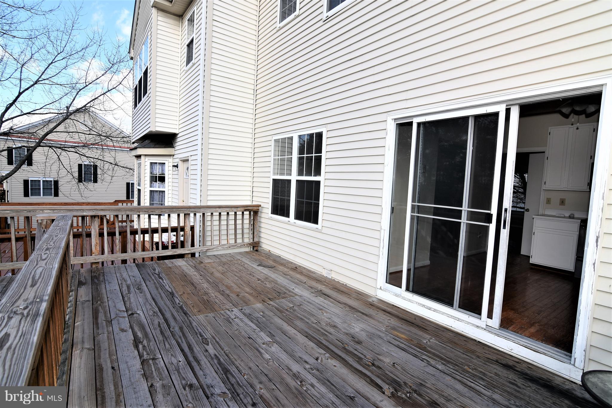 WAYSIDE VILLAGE - Residential Lease