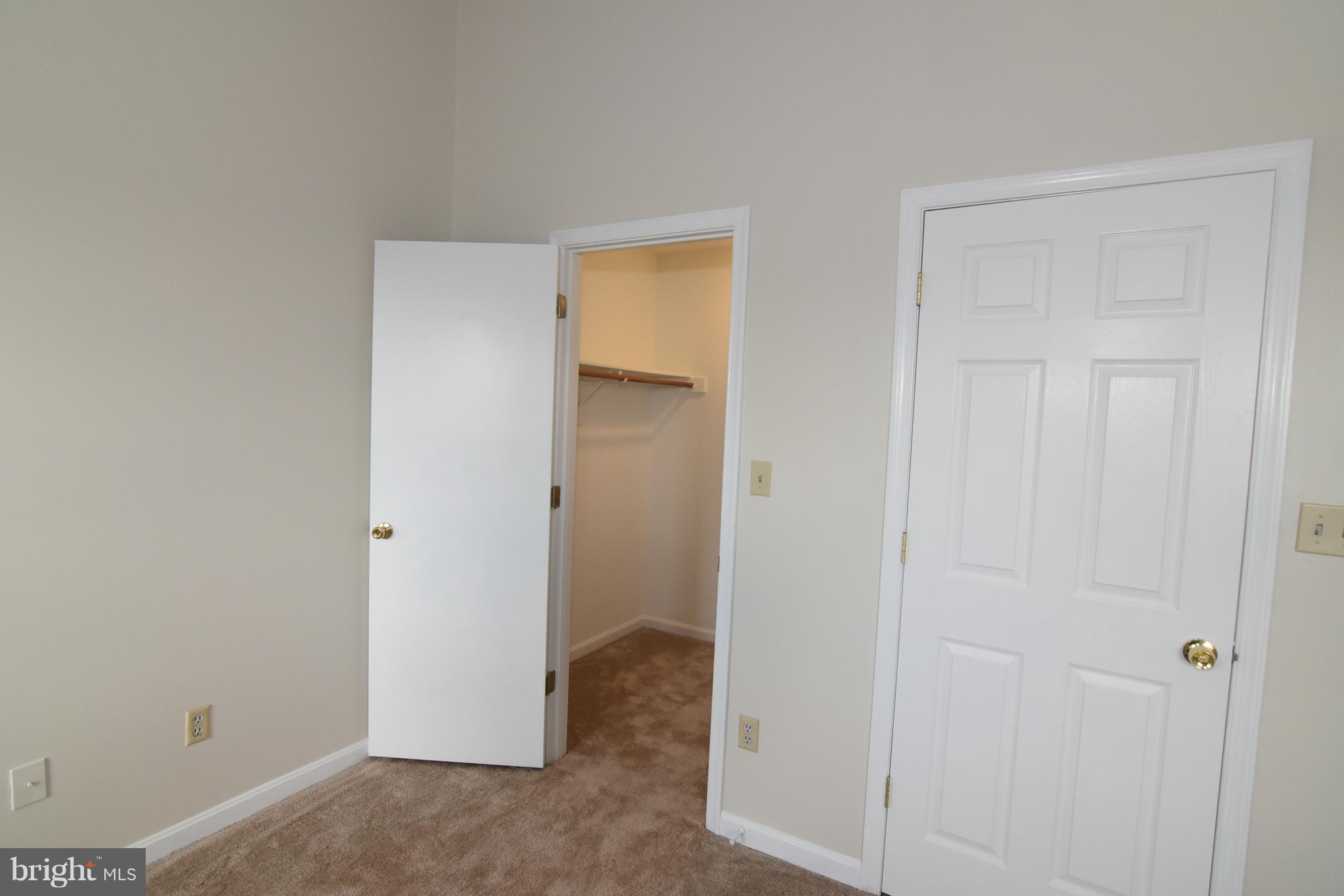 WAYSIDE VILLAGE - Residential Lease