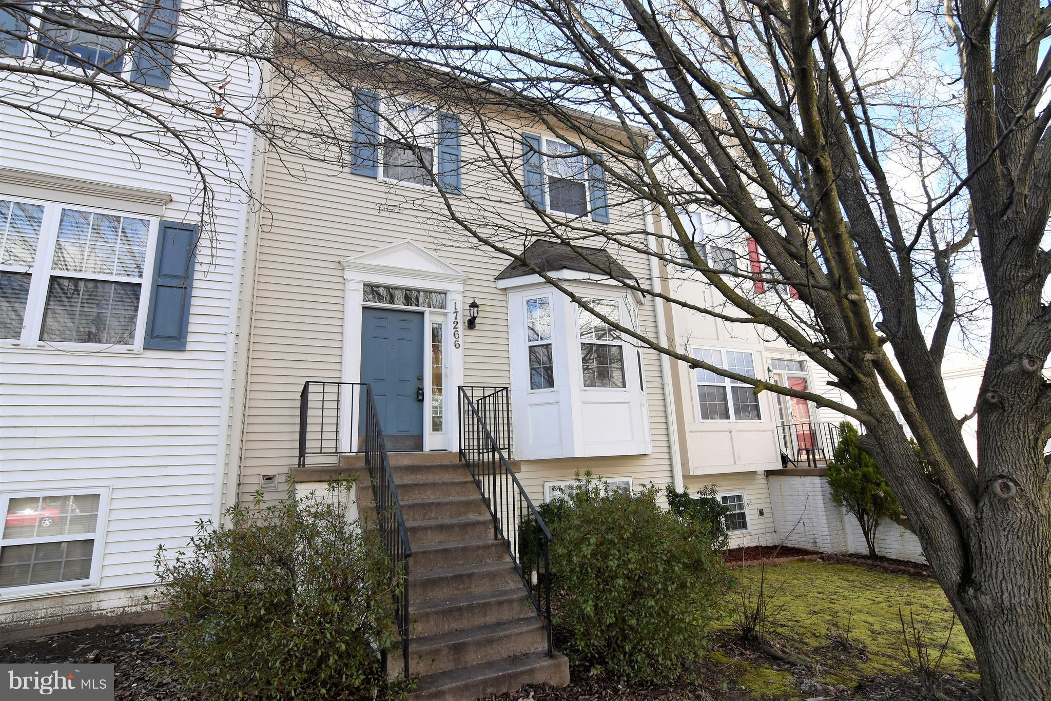 WAYSIDE VILLAGE - Residential Lease