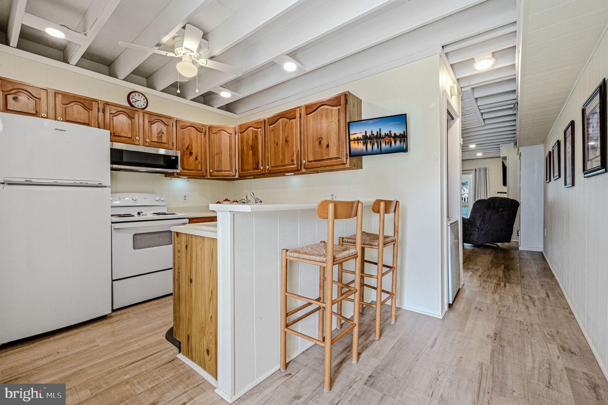 MALLARD LAKES - Residential