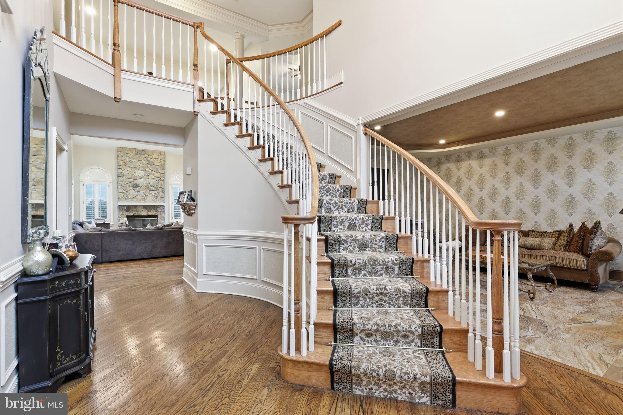 NORTHAMPTON HUNT - Residential