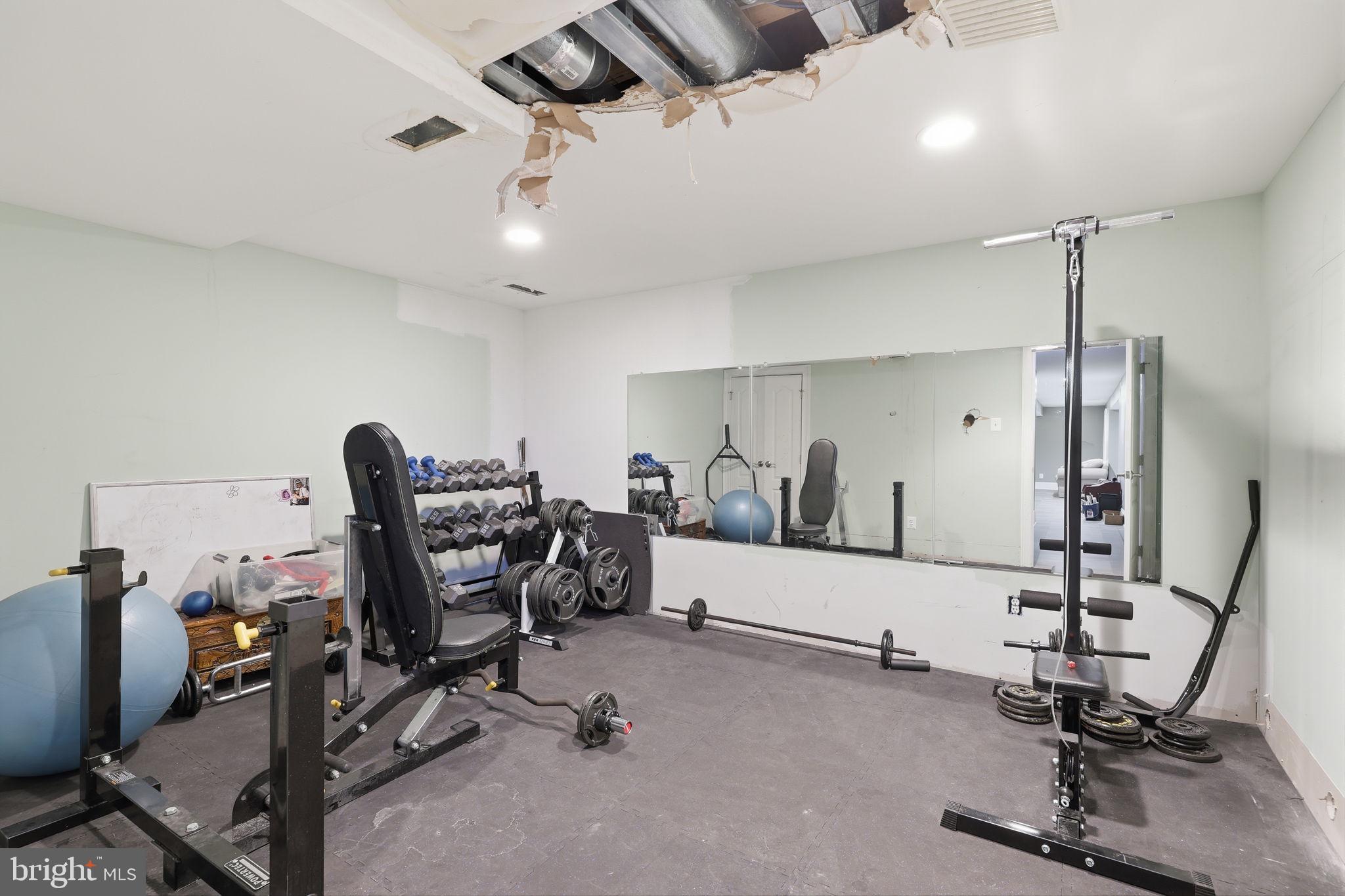 NORTHAMPTON HUNT - Residential