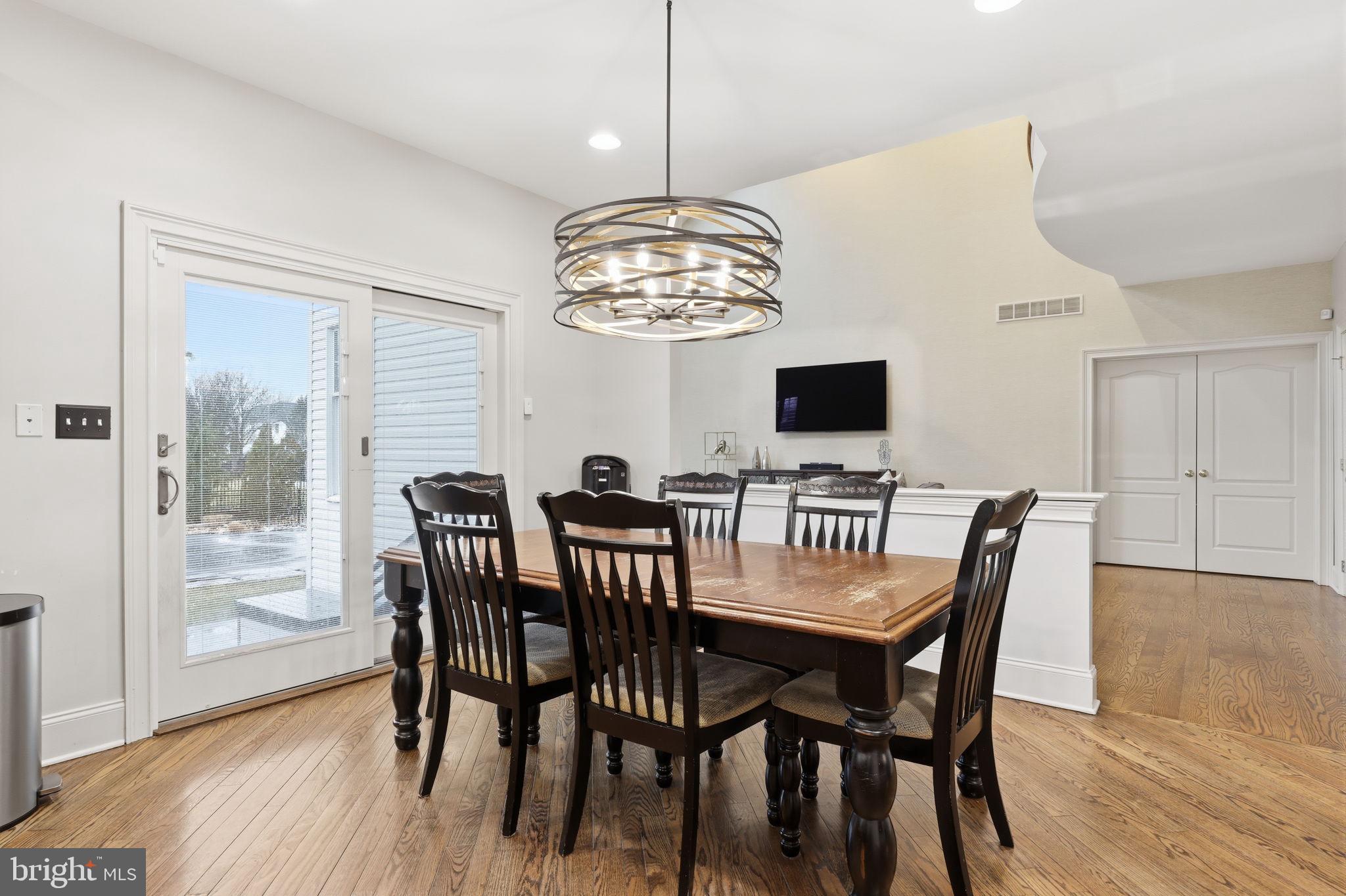 NORTHAMPTON HUNT - Residential