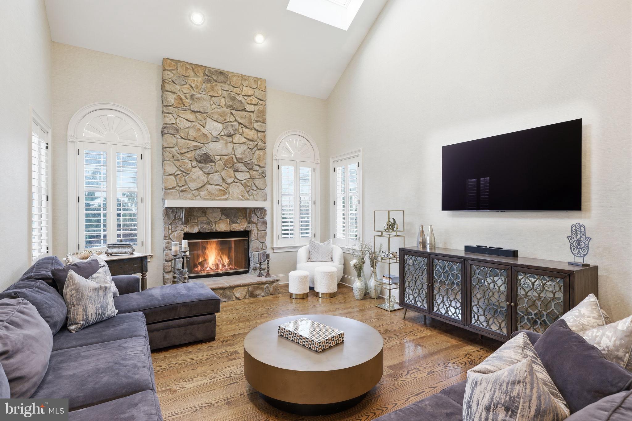 NORTHAMPTON HUNT - Residential