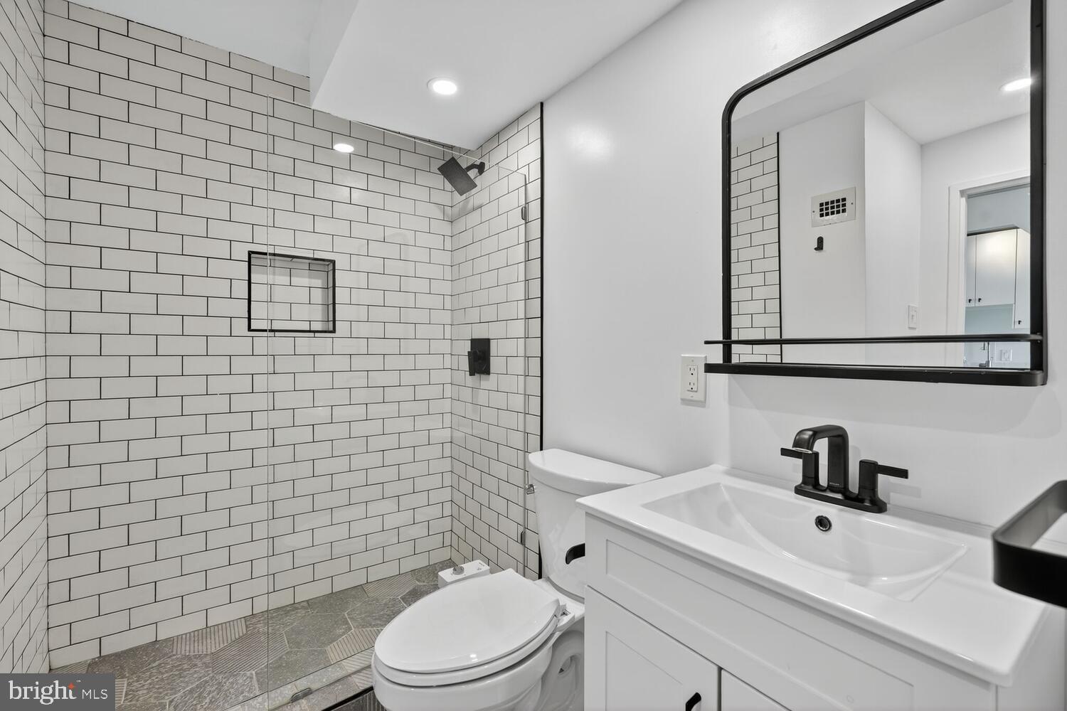 THE CHATHAM - Residential