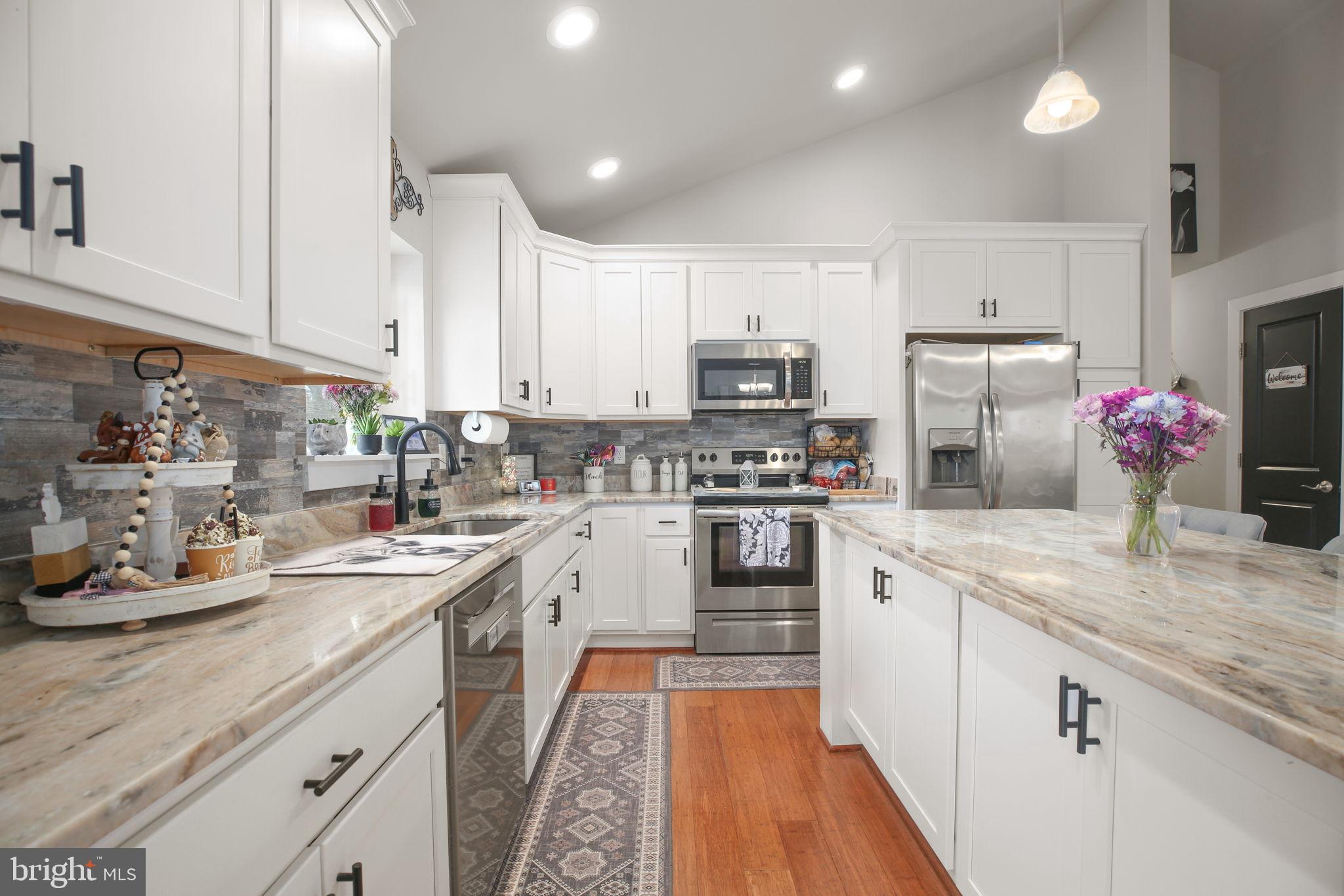 RUBY GLEN - Residential