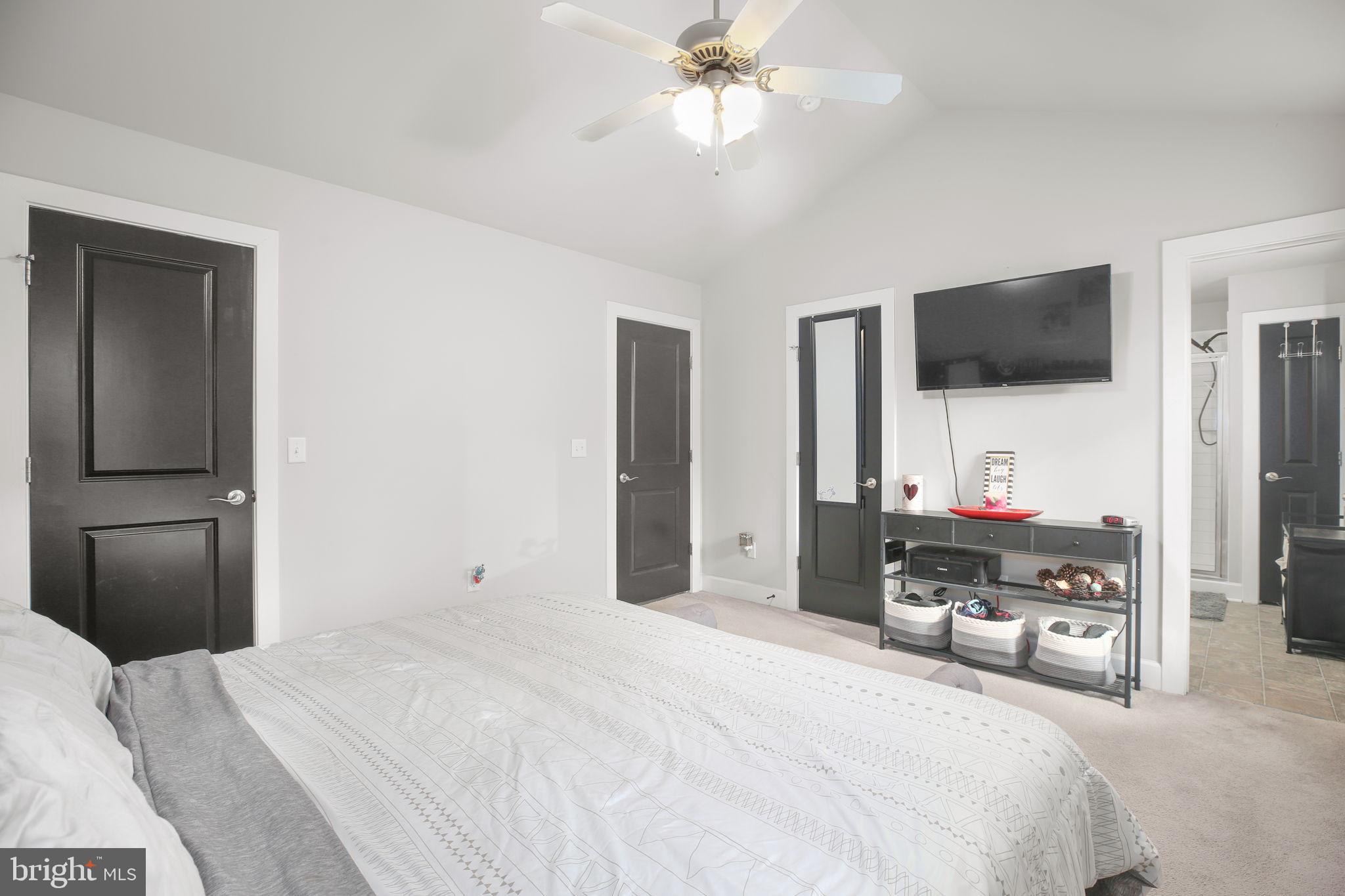 RUBY GLEN - Residential