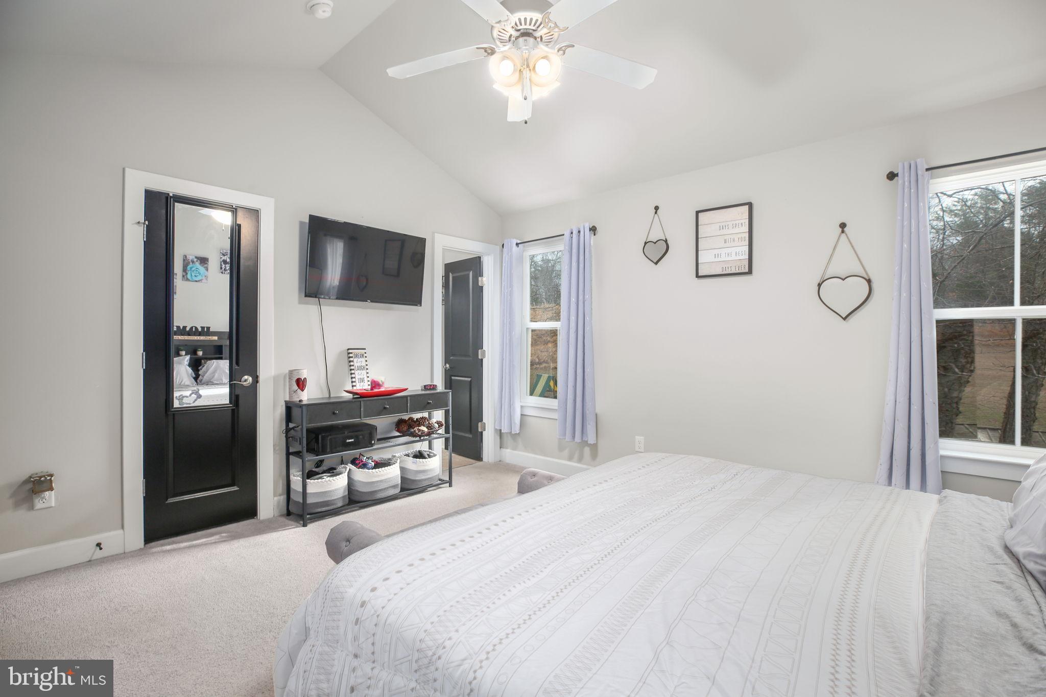 RUBY GLEN - Residential