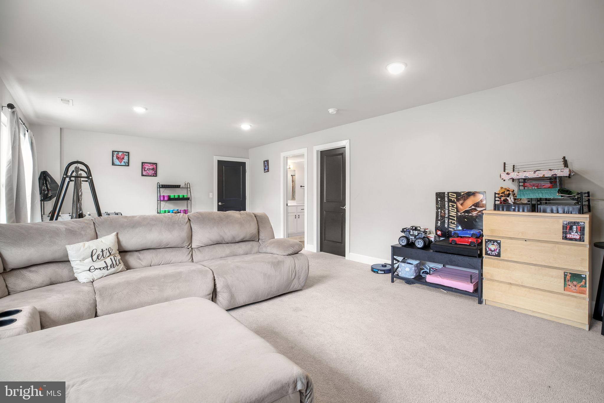 RUBY GLEN - Residential