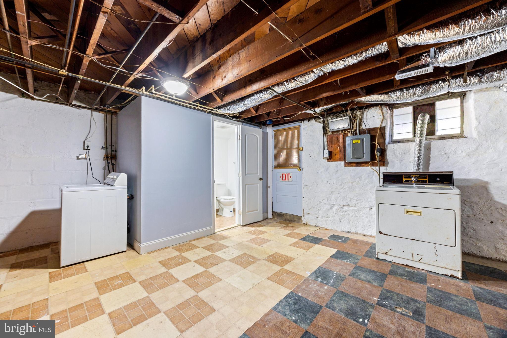 EDNOR GARDENS - LAKESIDE - Residential