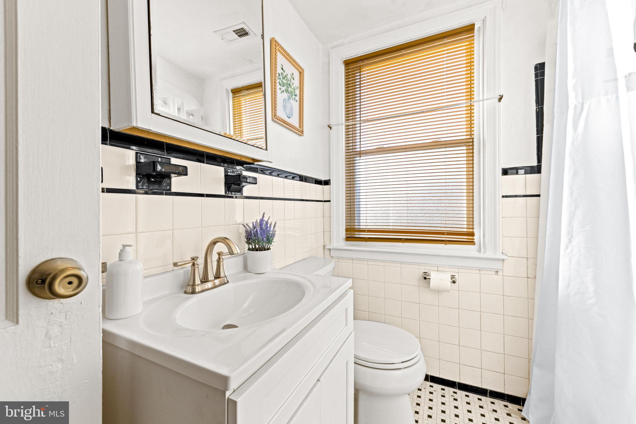 EDNOR GARDENS - LAKESIDE - Residential