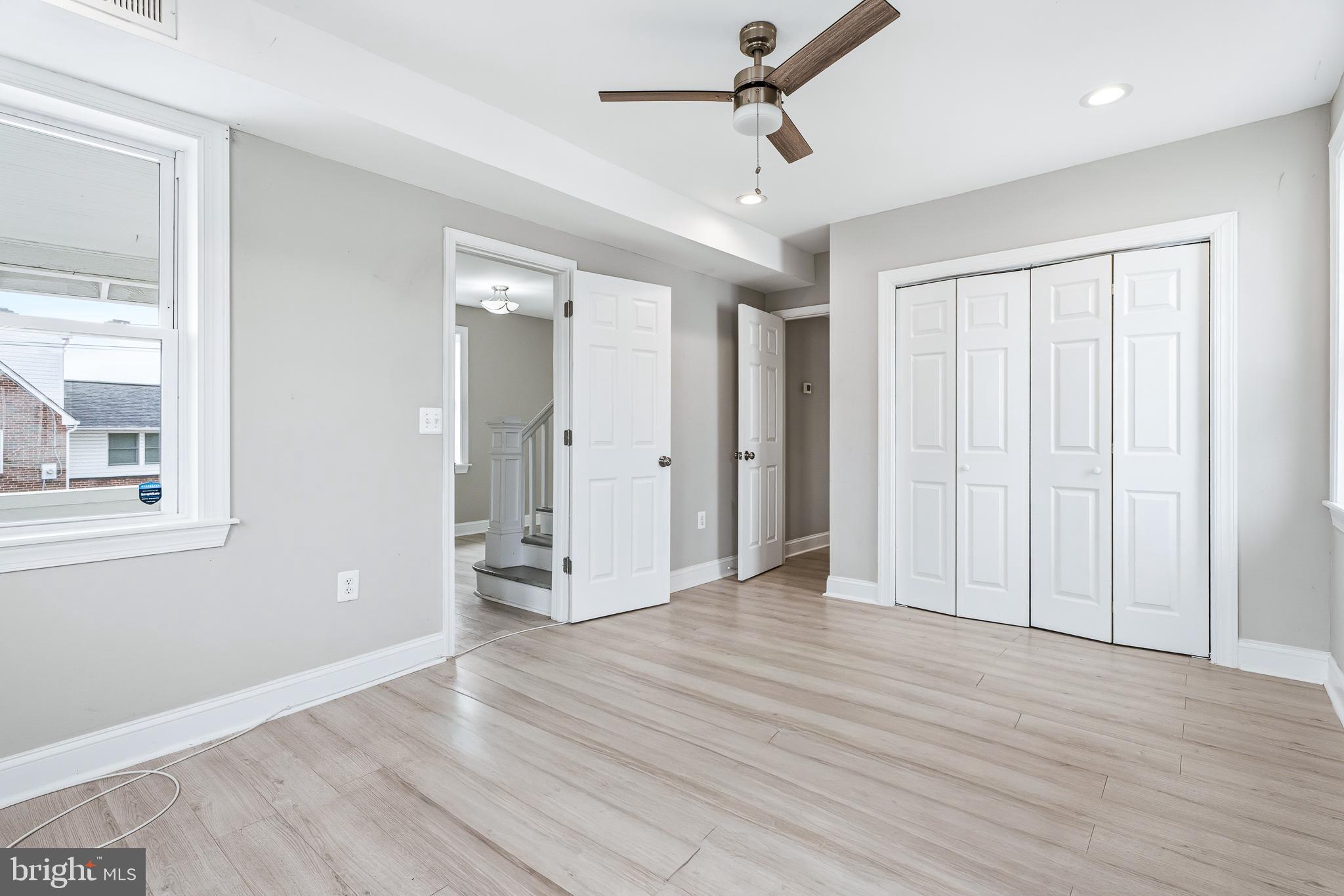 HILLENDALE PARK - Residential