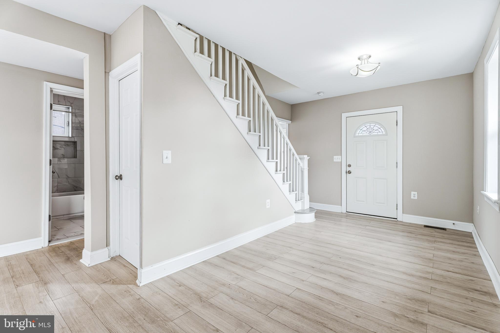 HILLENDALE PARK - Residential