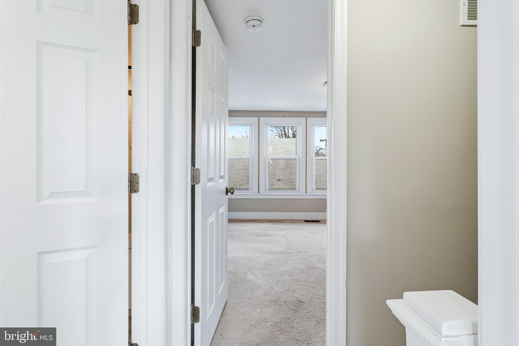 HILLENDALE PARK - Residential