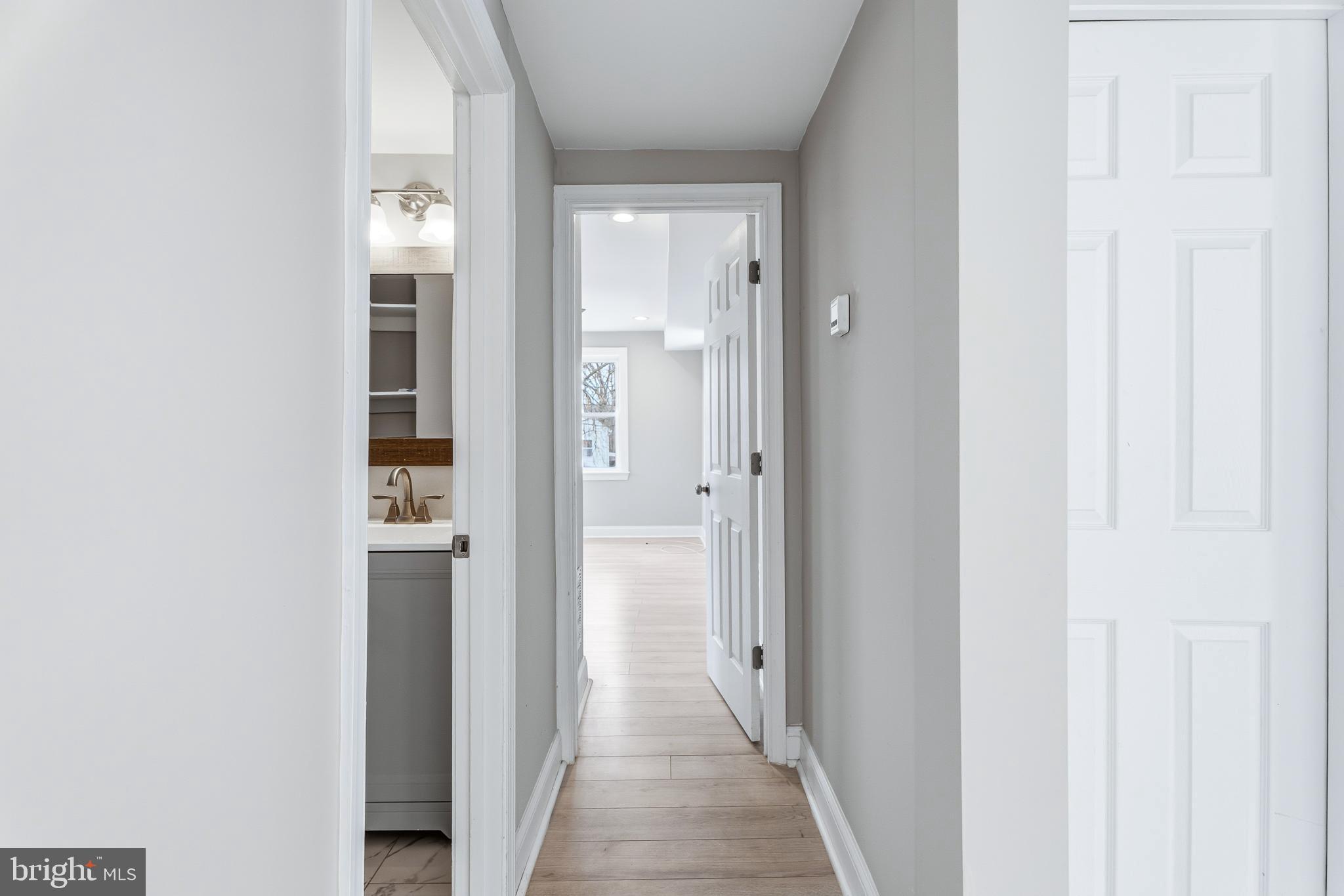 HILLENDALE PARK - Residential