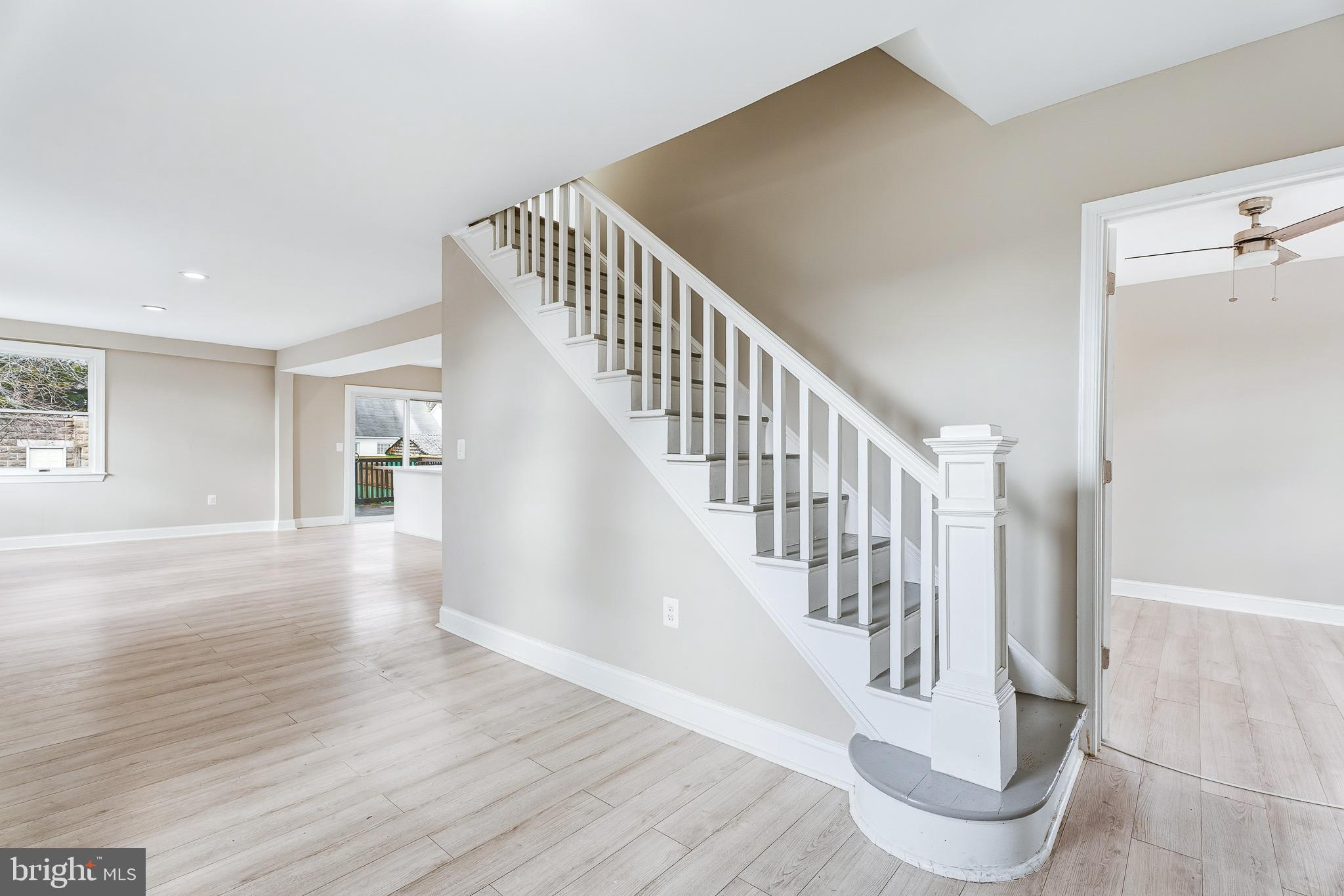 HILLENDALE PARK - Residential