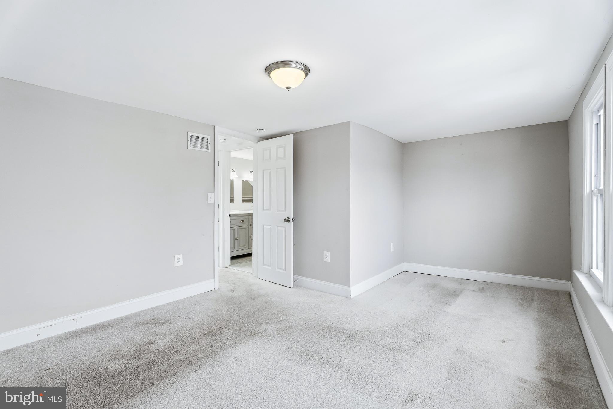 HILLENDALE PARK - Residential