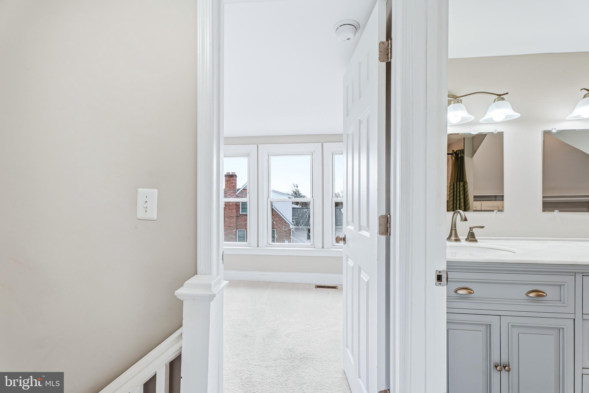 HILLENDALE PARK - Residential