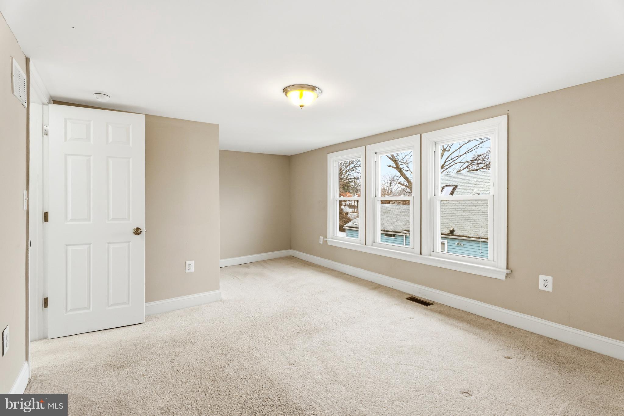 HILLENDALE PARK - Residential