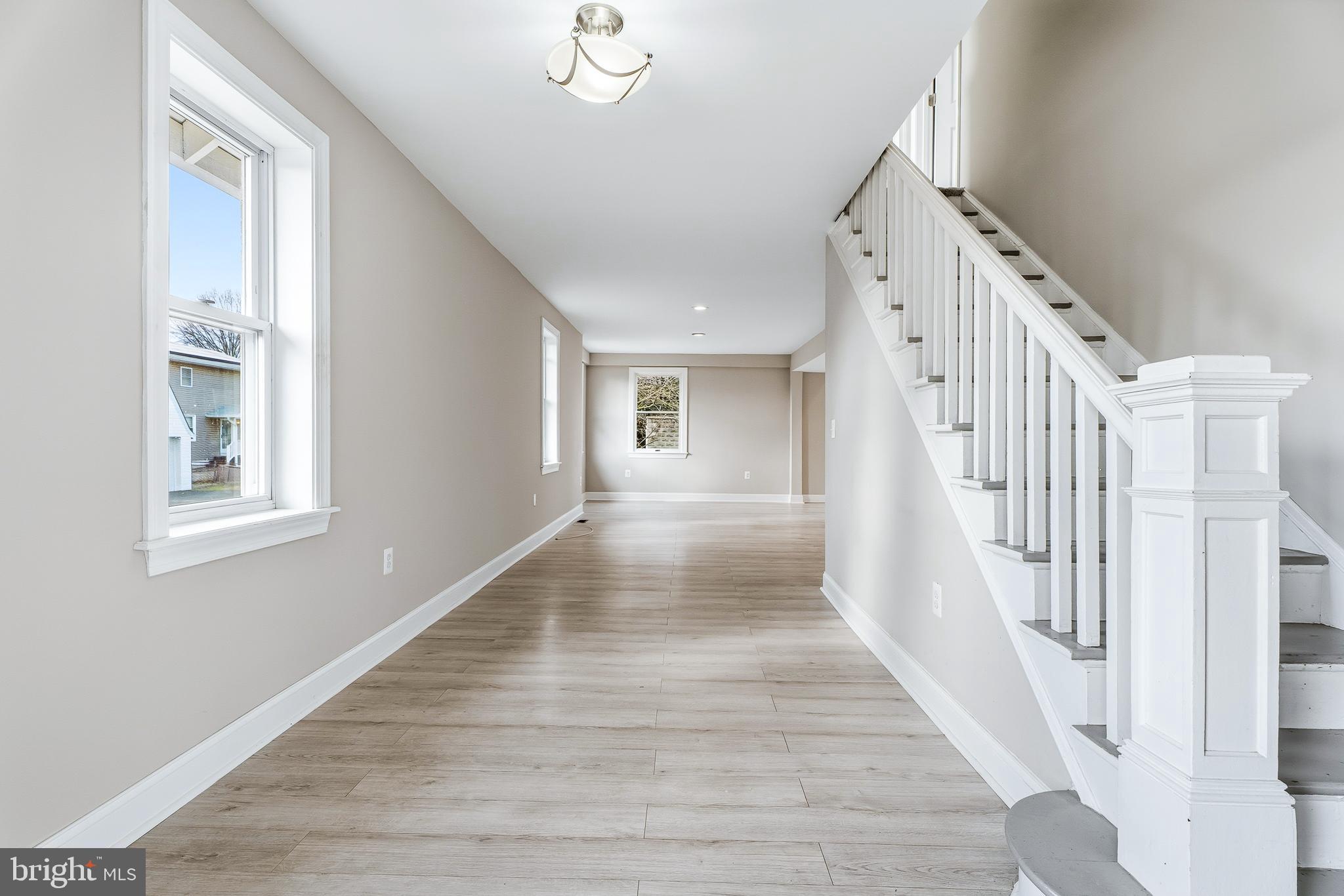 HILLENDALE PARK - Residential