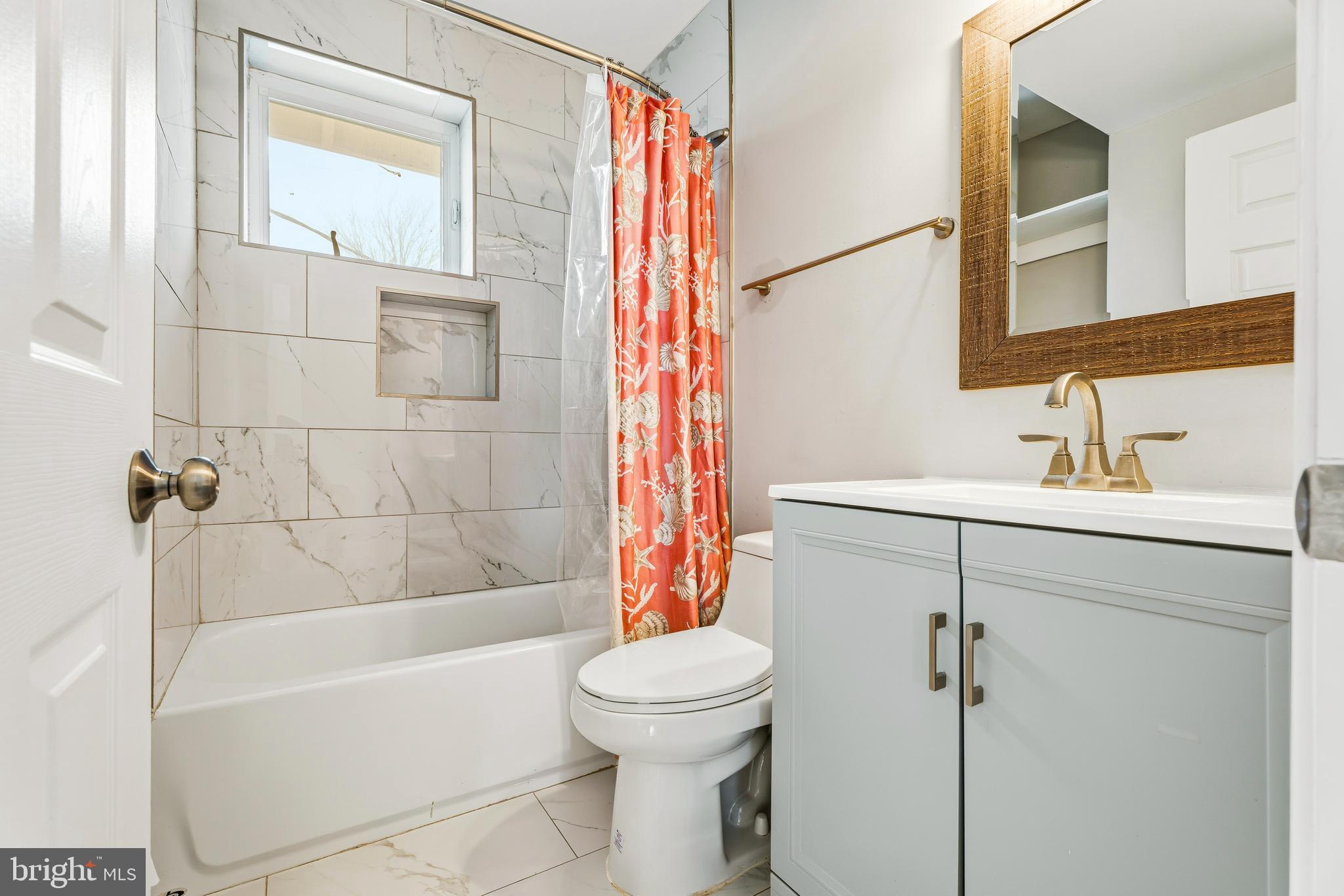 HILLENDALE PARK - Residential