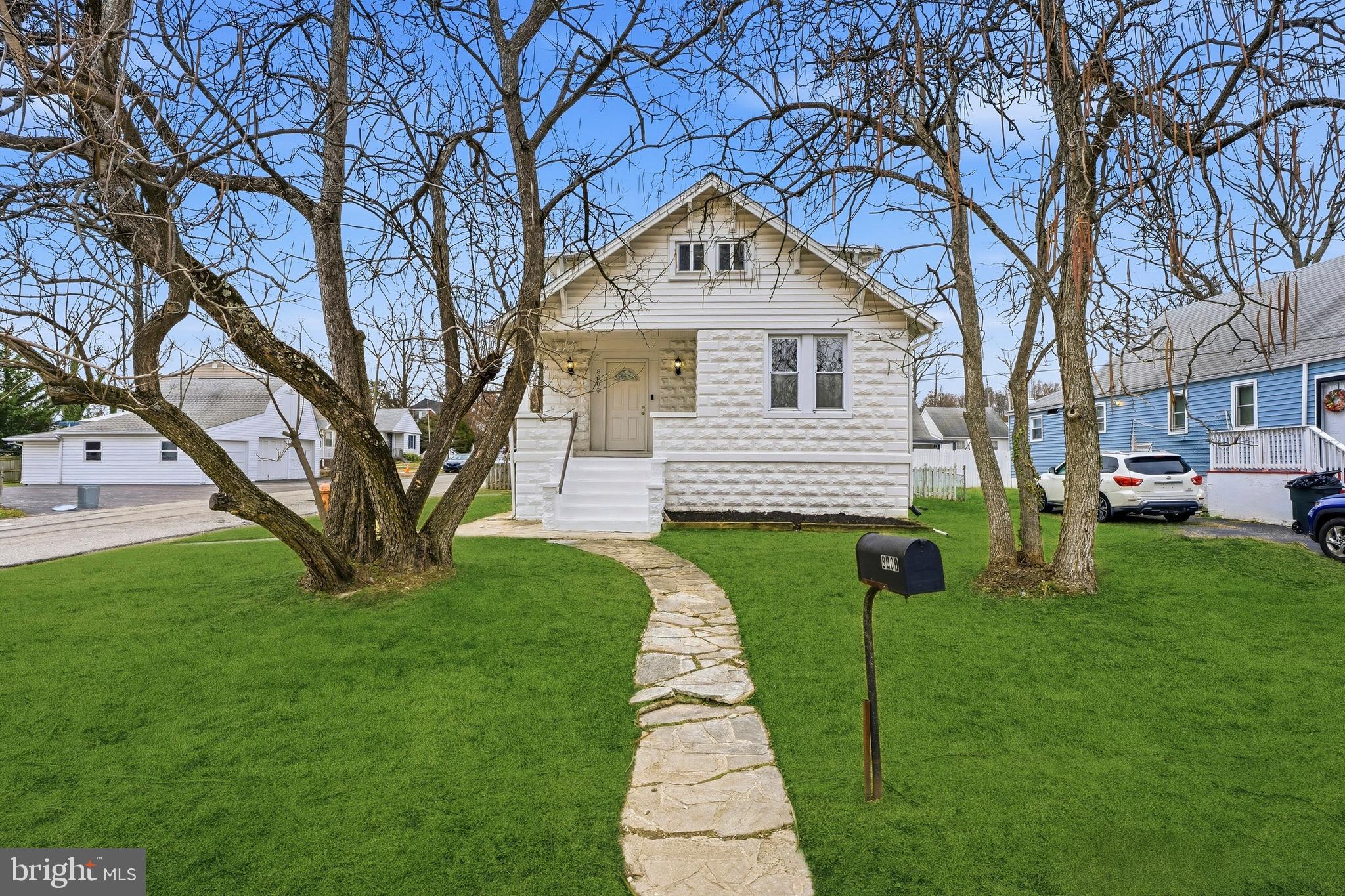 HILLENDALE PARK - Residential