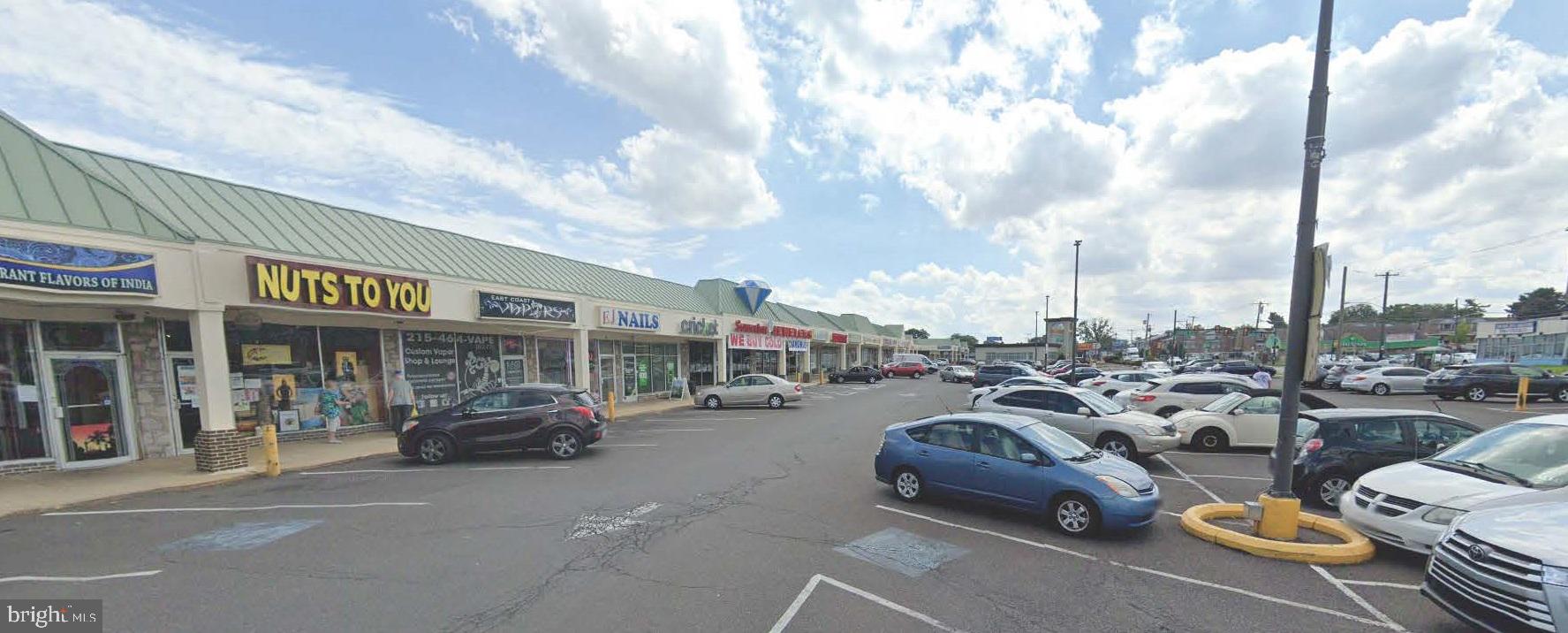 Active shopping Center with great visibility and 280 car parking. 1,120 sf + full basement. traffic light intersection. Tenant's proportionate share of common area maintenance, taxes and insurance estimated at $3.50/sf. Available mid January 2022.