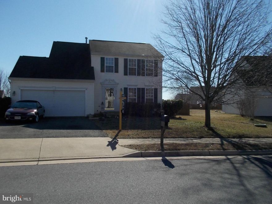 LOVELY READY TO MOVE IN HOME WITH 3 BEDROOMS AND 2 AND HALF BATHS WITH AN UNFINISHED BASEMENT ON A VERY LARGE LOT WITH A FENCED IN YARD. THIS HOME IS  A MUST SEE.