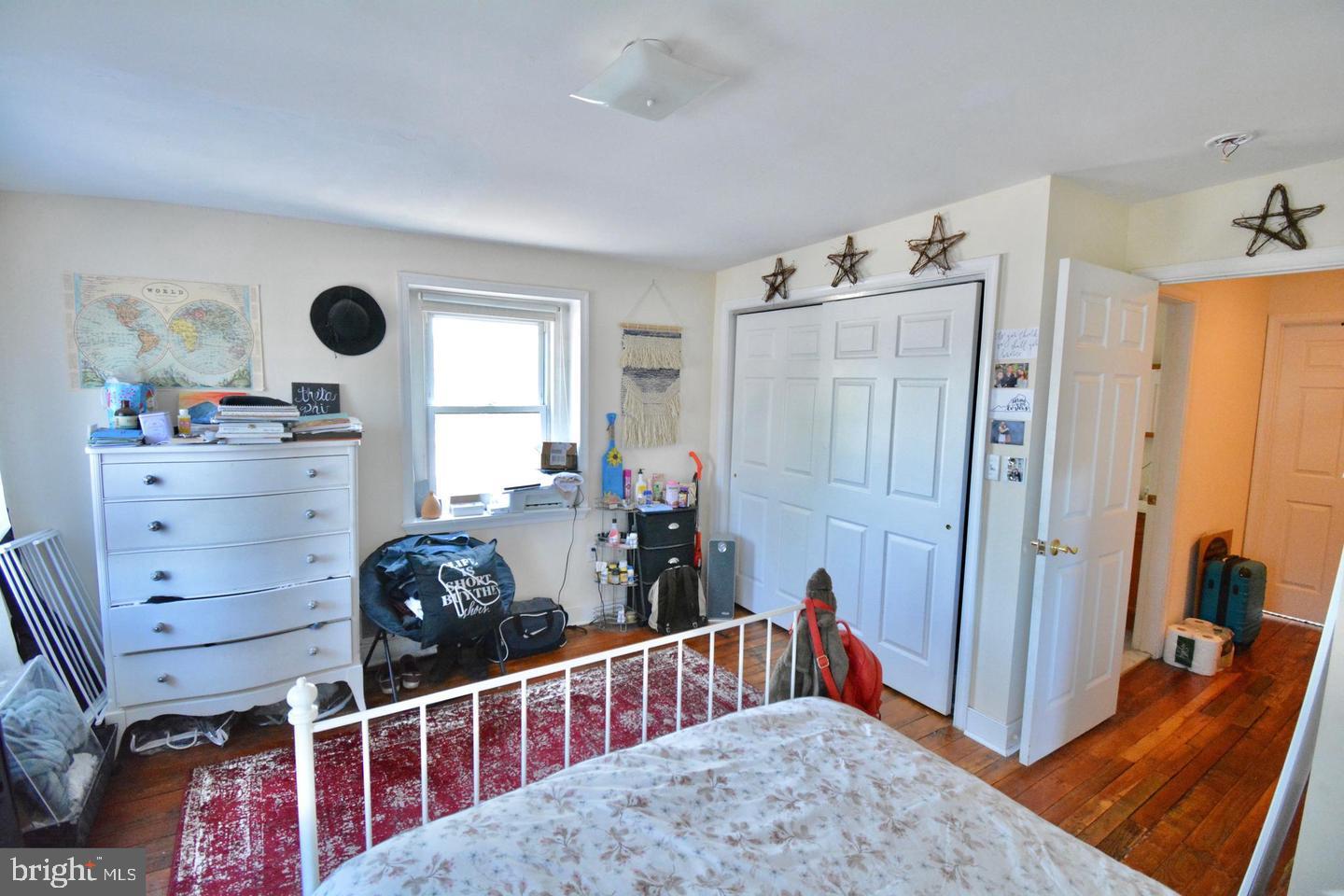 ROXBOROUGH - Residential Lease