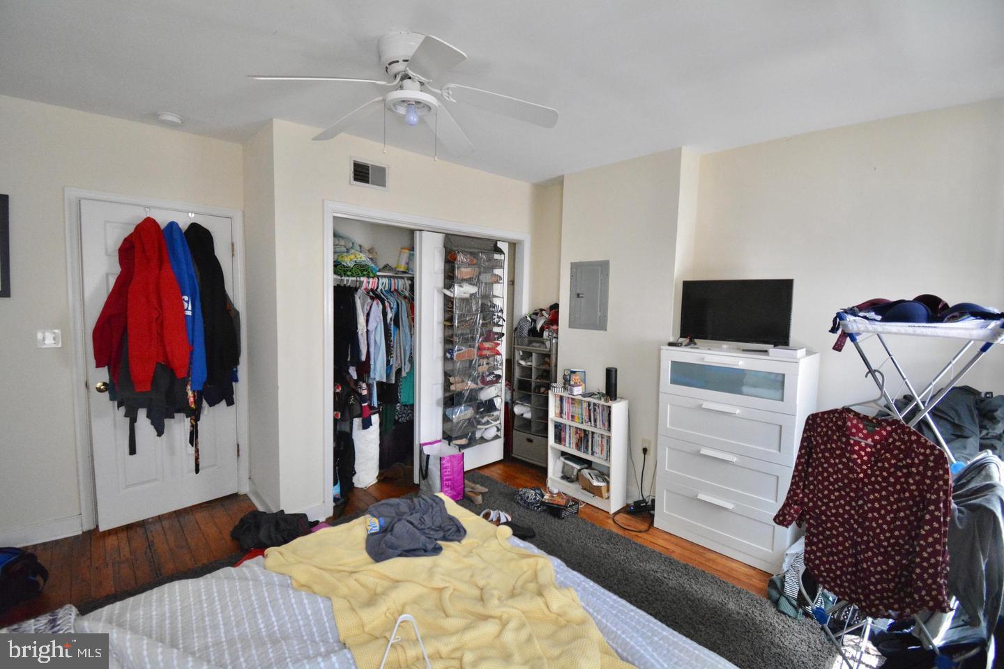 ROXBOROUGH - Residential Lease