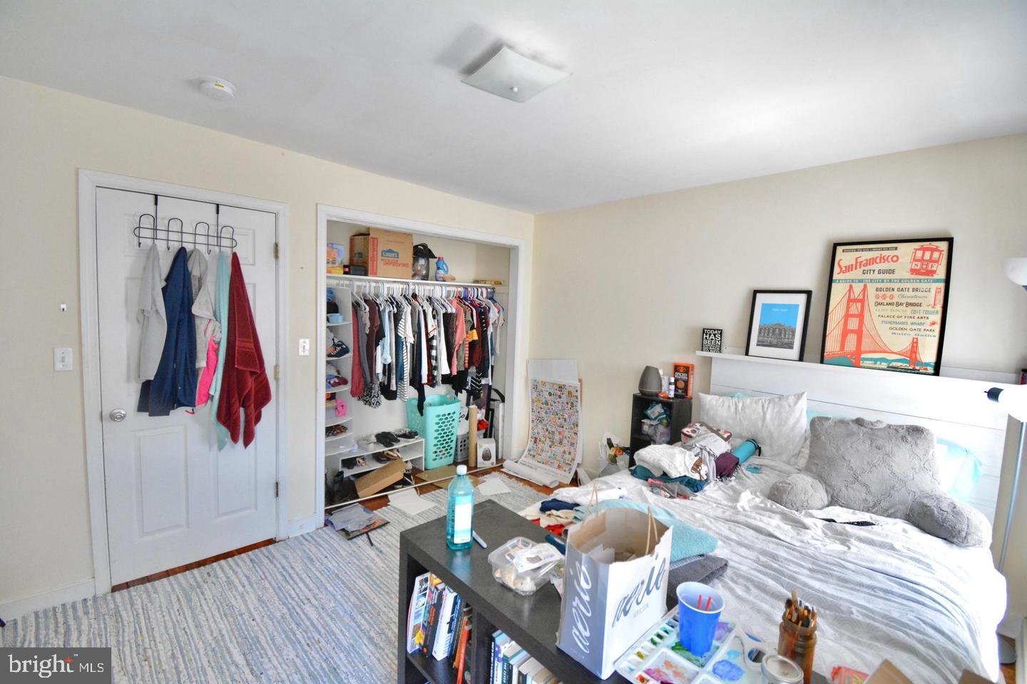 ROXBOROUGH - Residential Lease