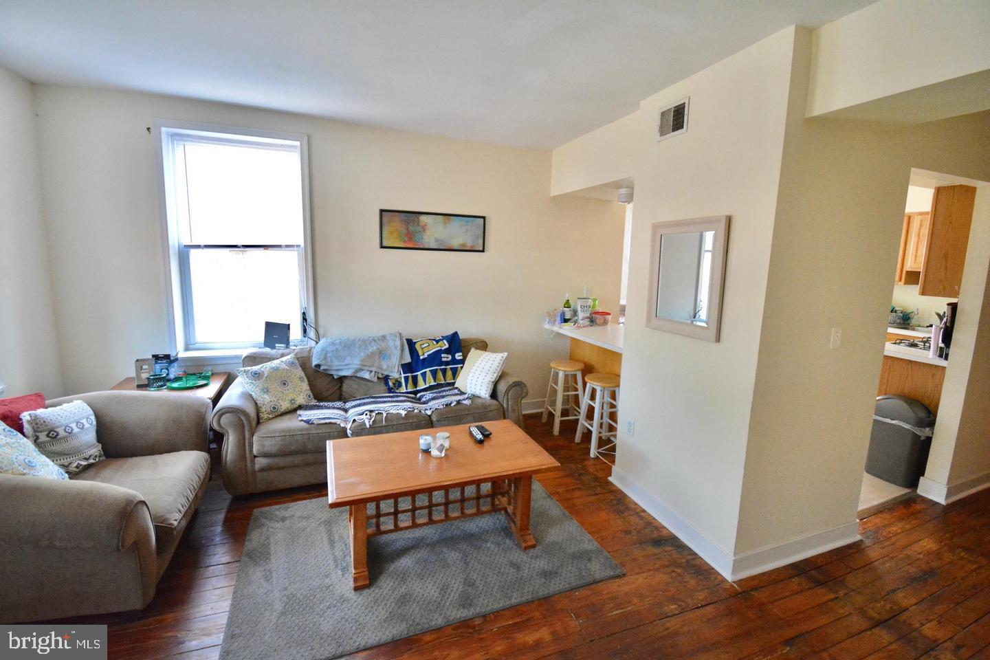 ROXBOROUGH - Residential Lease