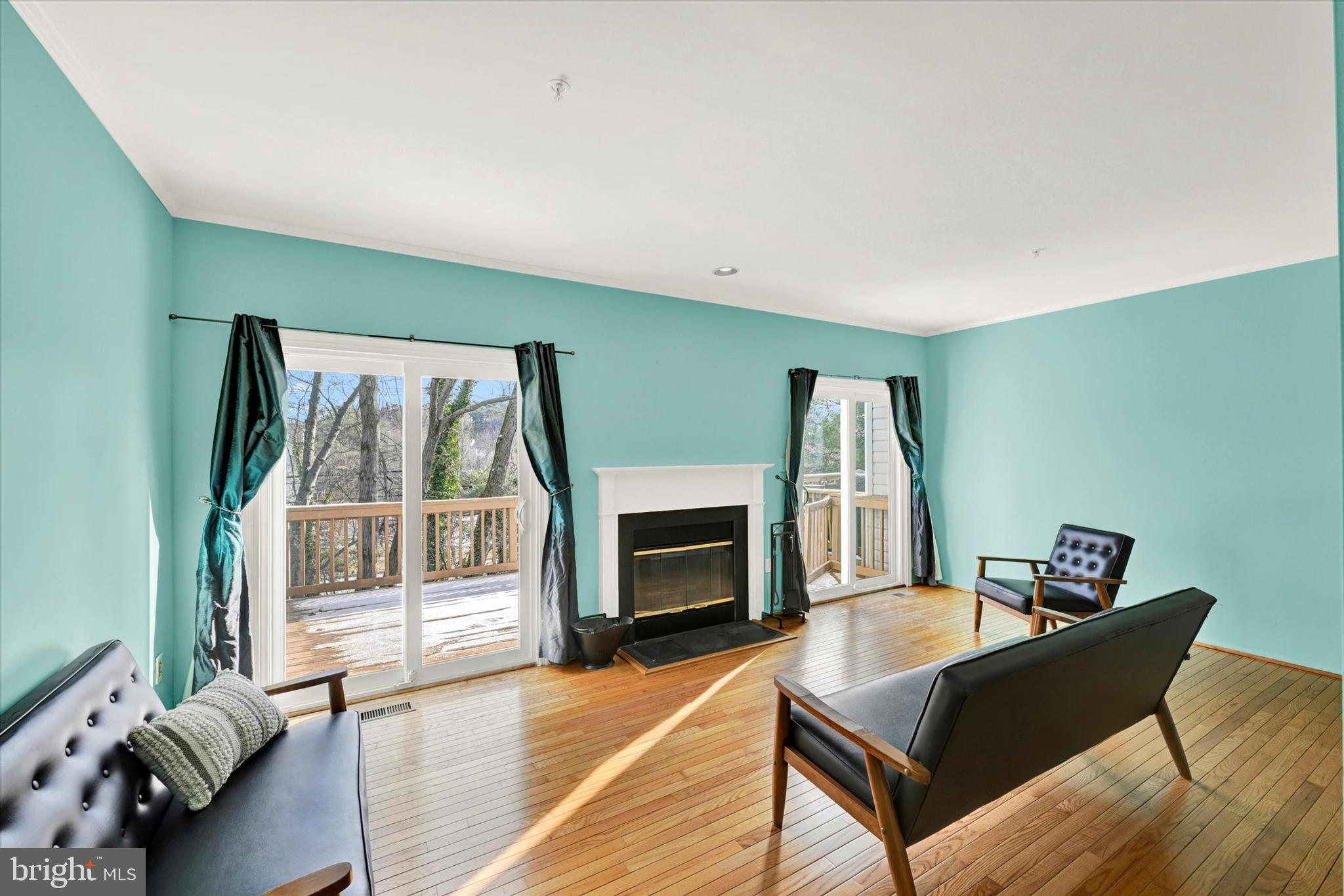 WOODLAND VILLAGE - Residential