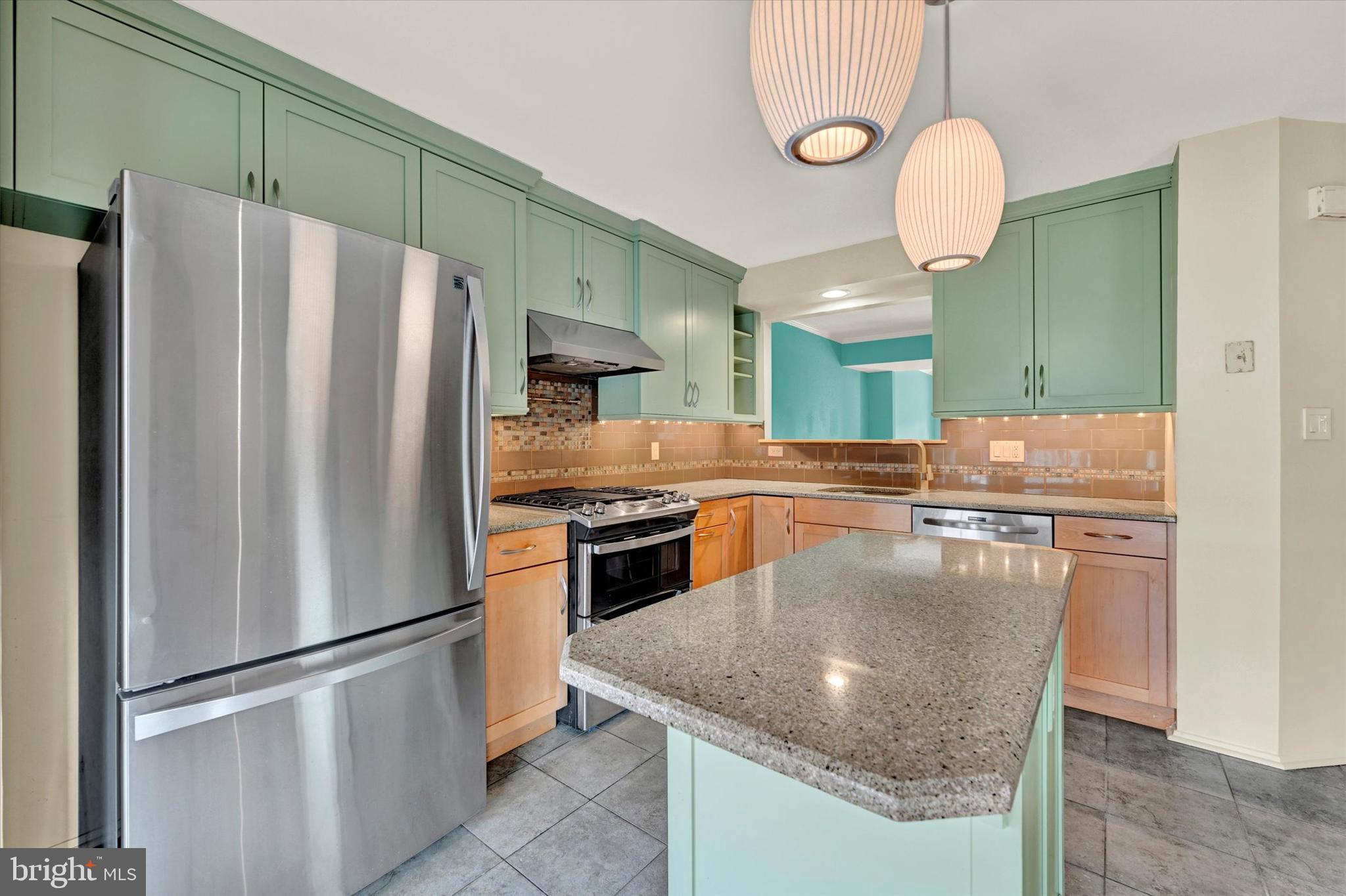 WOODLAND VILLAGE - Residential