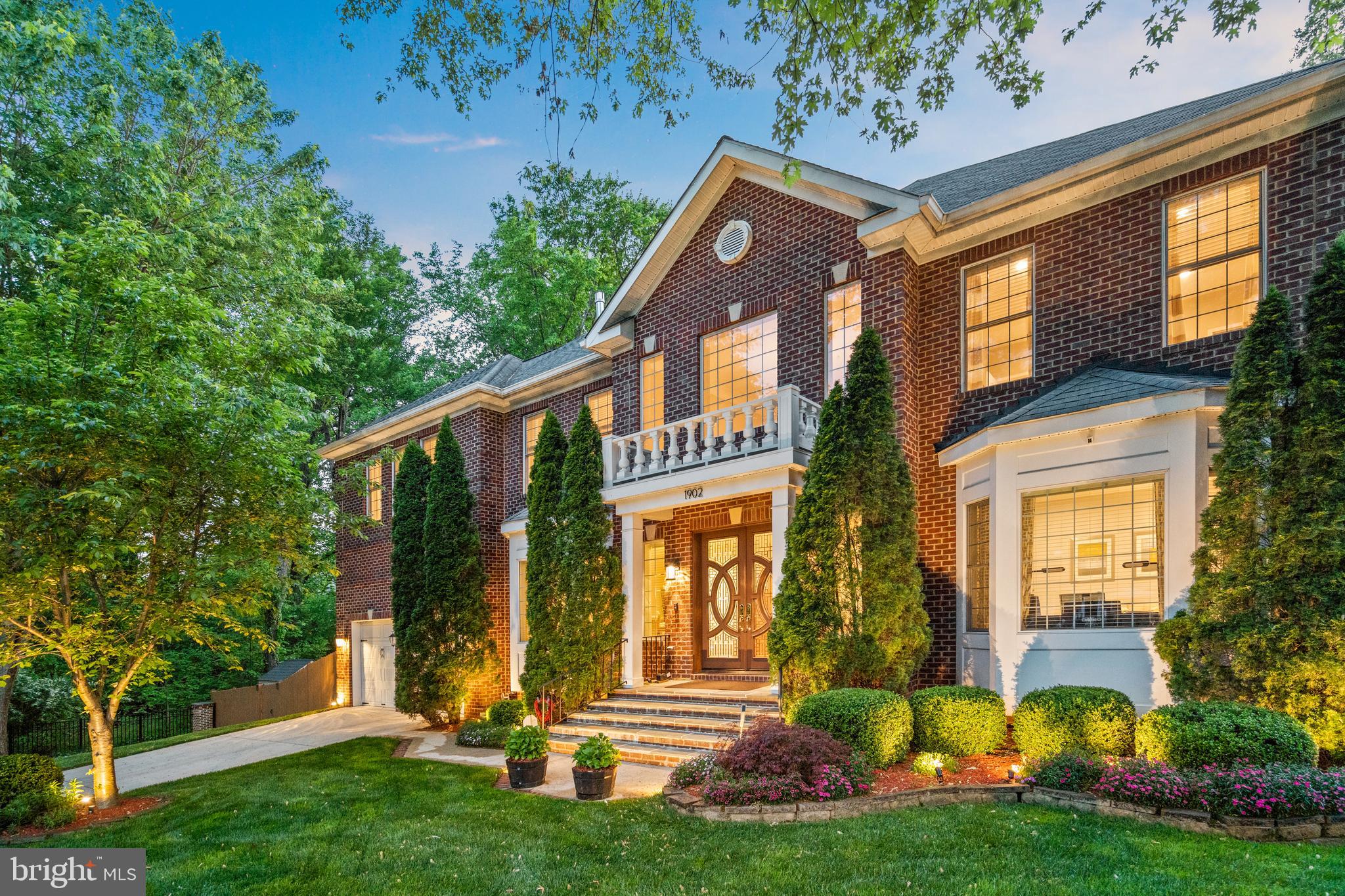 PIMMIT VIEW - Residential