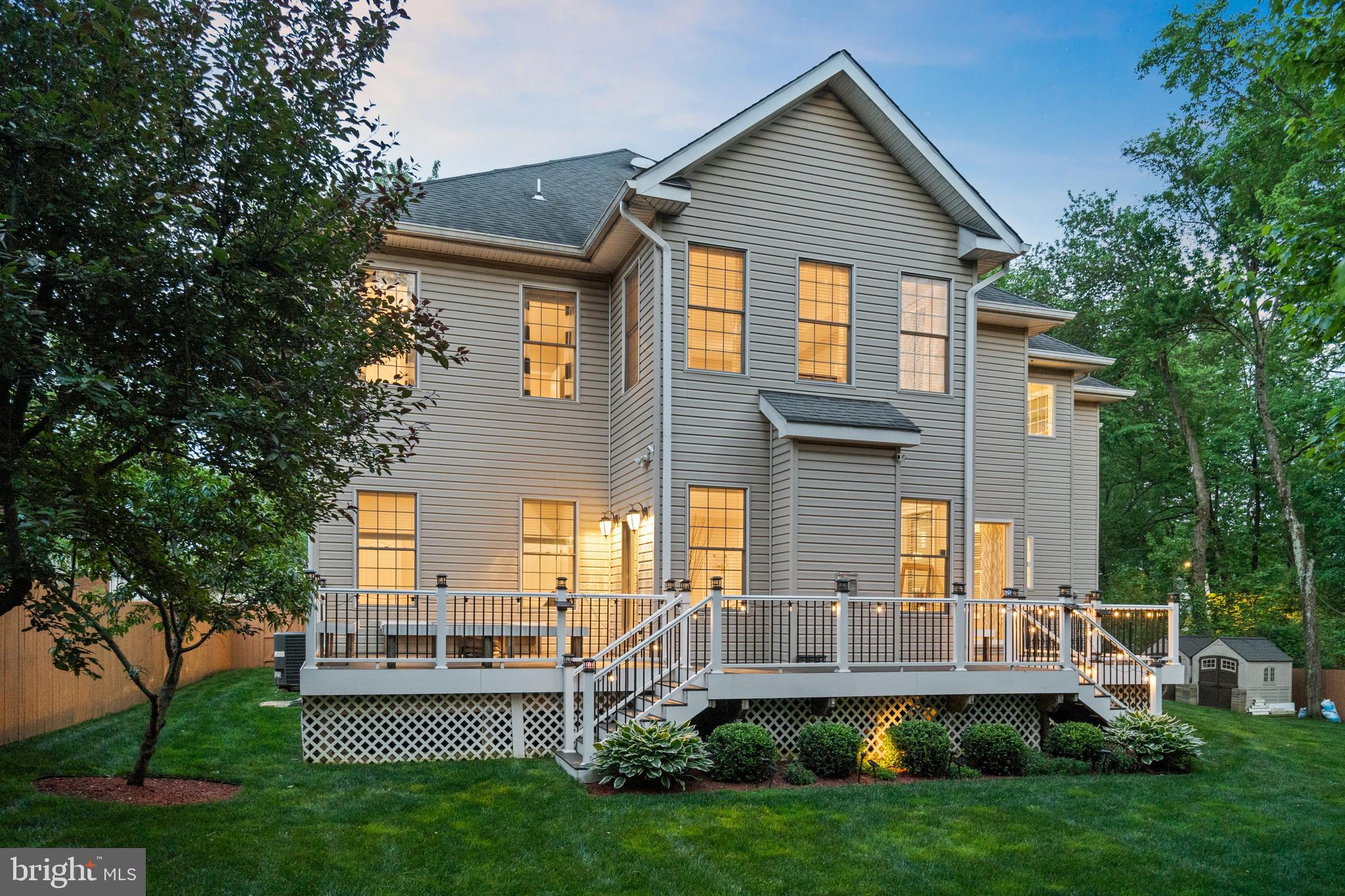 PIMMIT VIEW - Residential