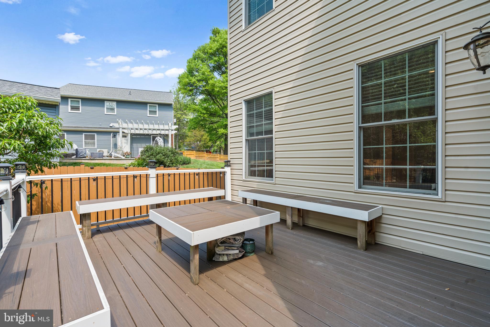 PIMMIT VIEW - Residential