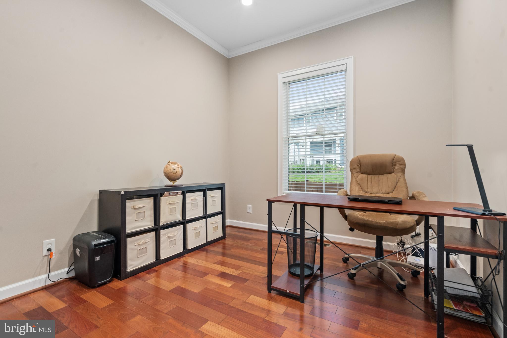 PIMMIT VIEW - Residential