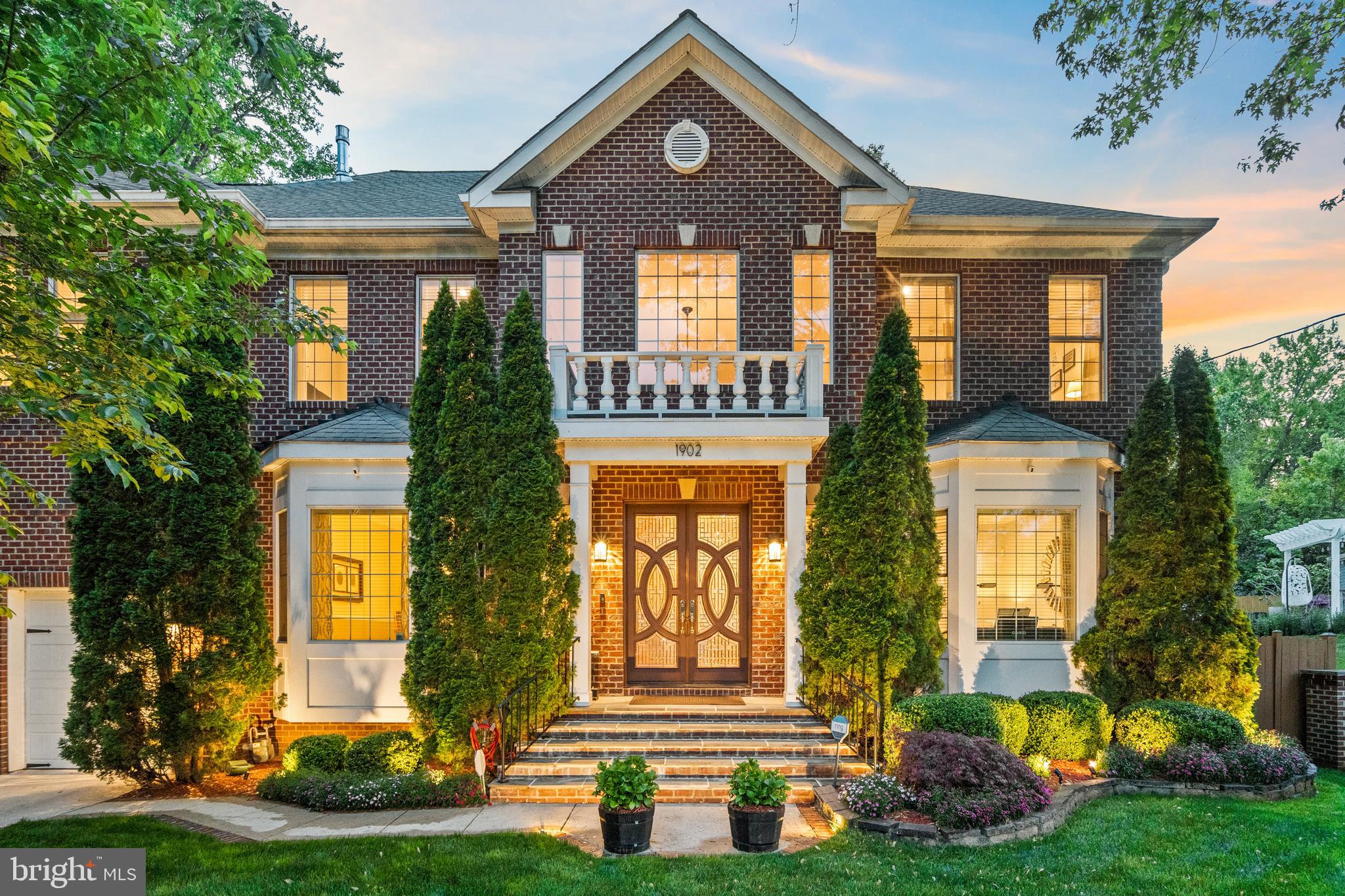 PIMMIT VIEW - Residential