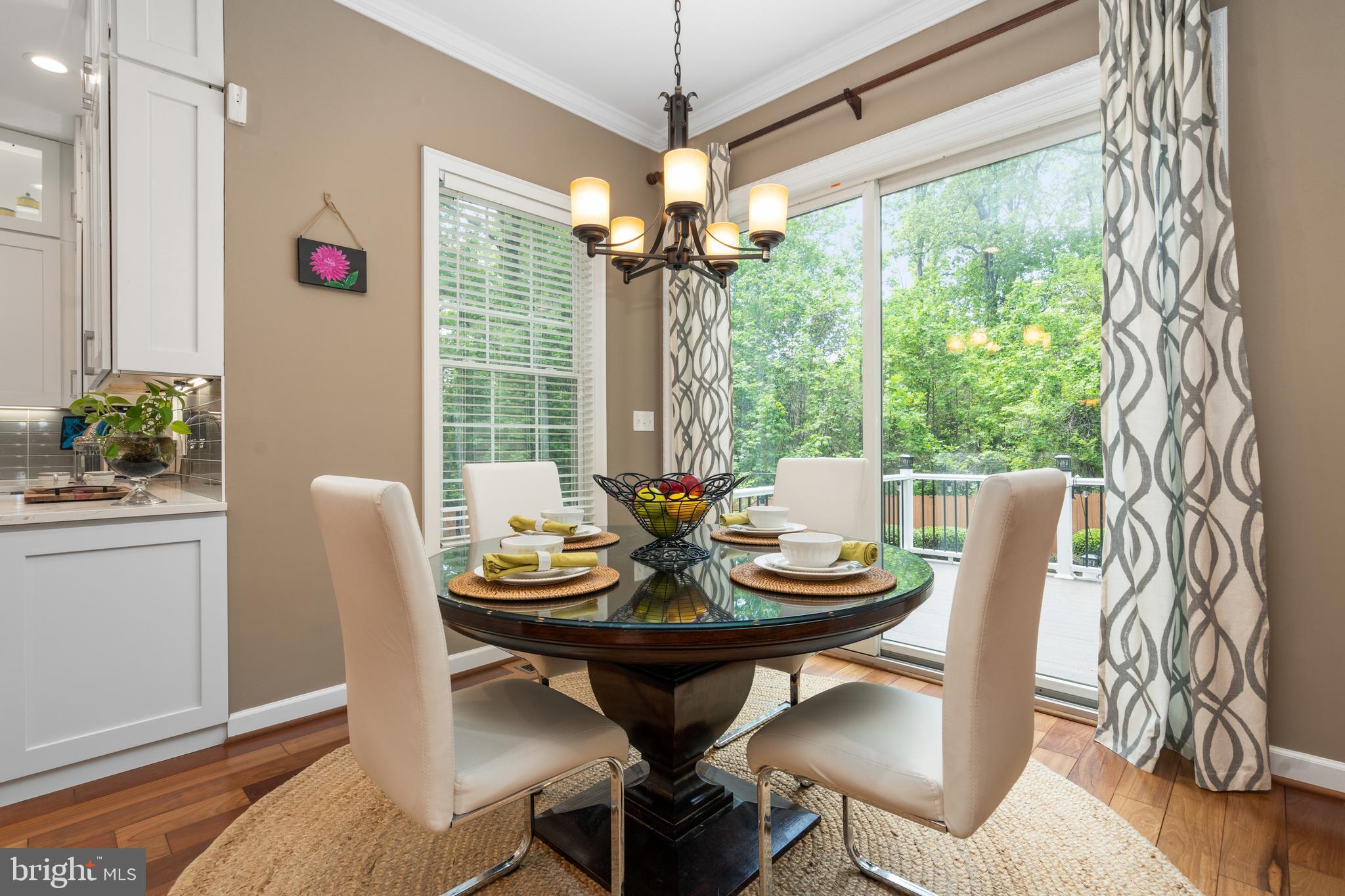 PIMMIT VIEW - Residential